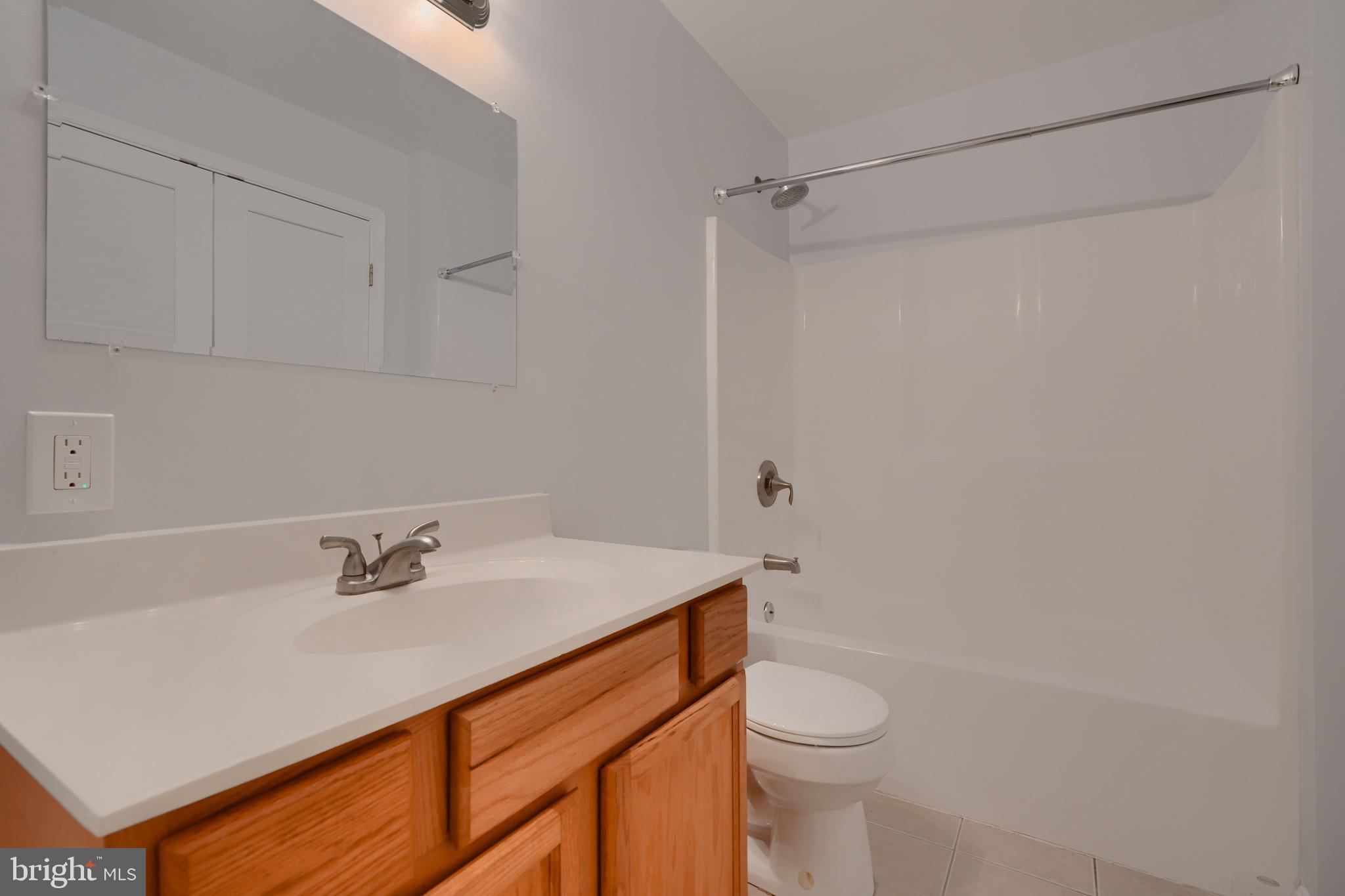 MOUNT VERNON PLACE HISTORIC DISTRICT - Residential Lease