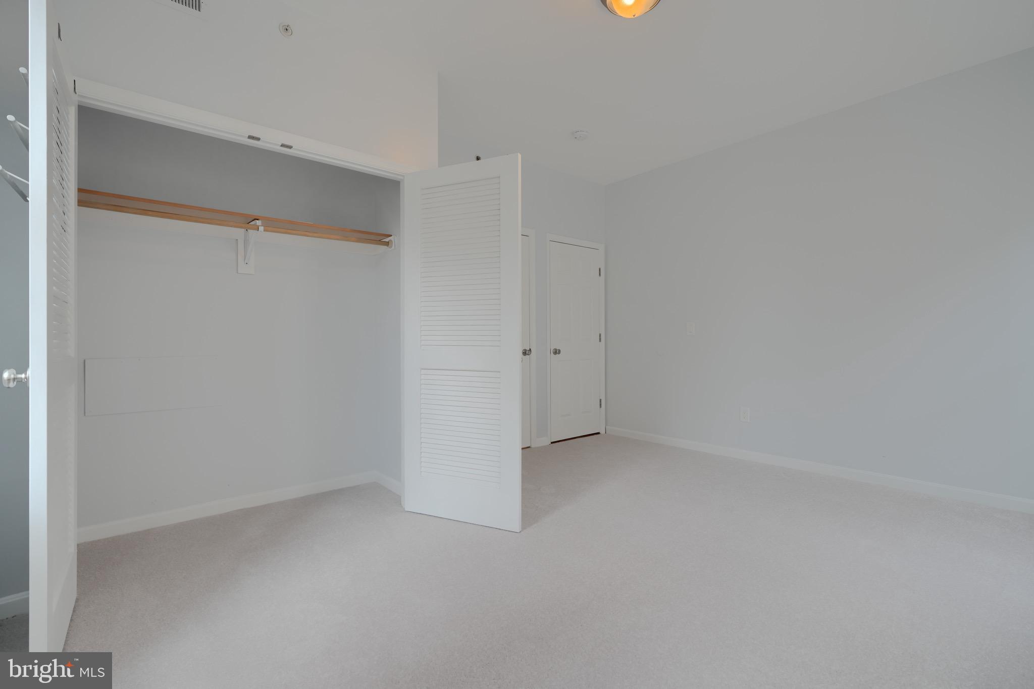 MOUNT VERNON PLACE HISTORIC DISTRICT - Residential Lease