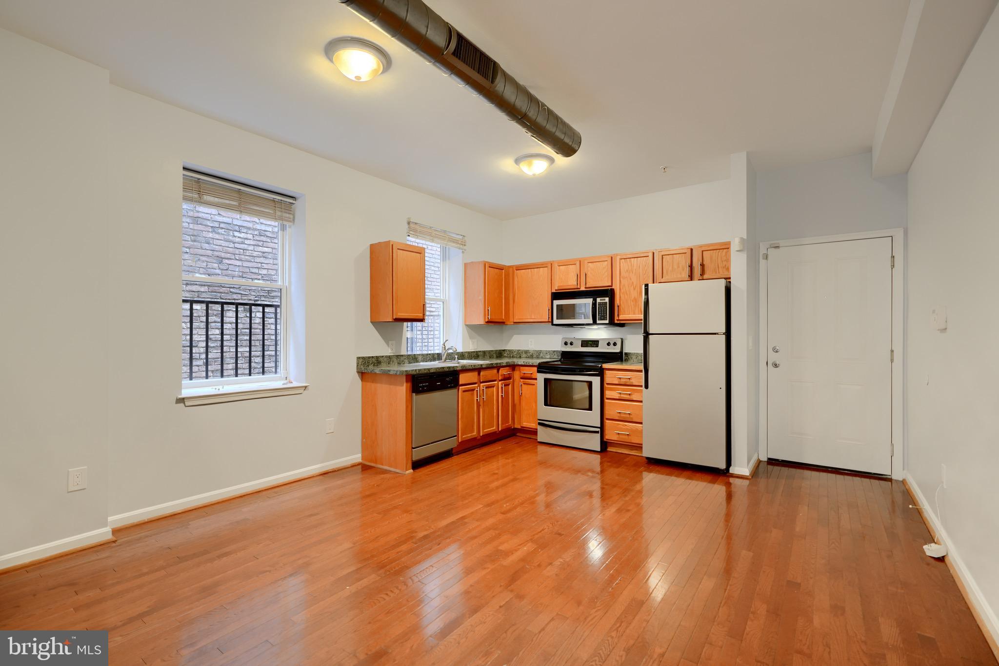 MOUNT VERNON PLACE HISTORIC DISTRICT - Residential Lease