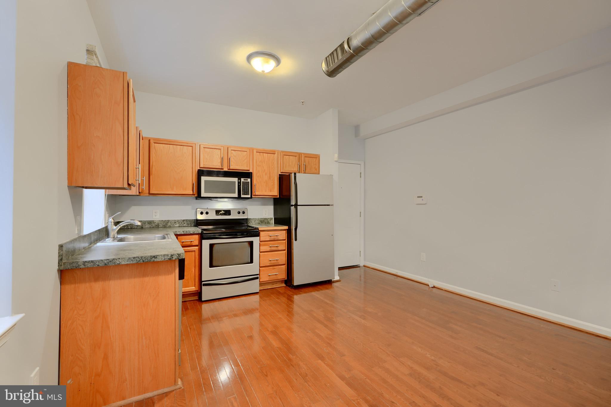 MOUNT VERNON PLACE HISTORIC DISTRICT - Residential Lease