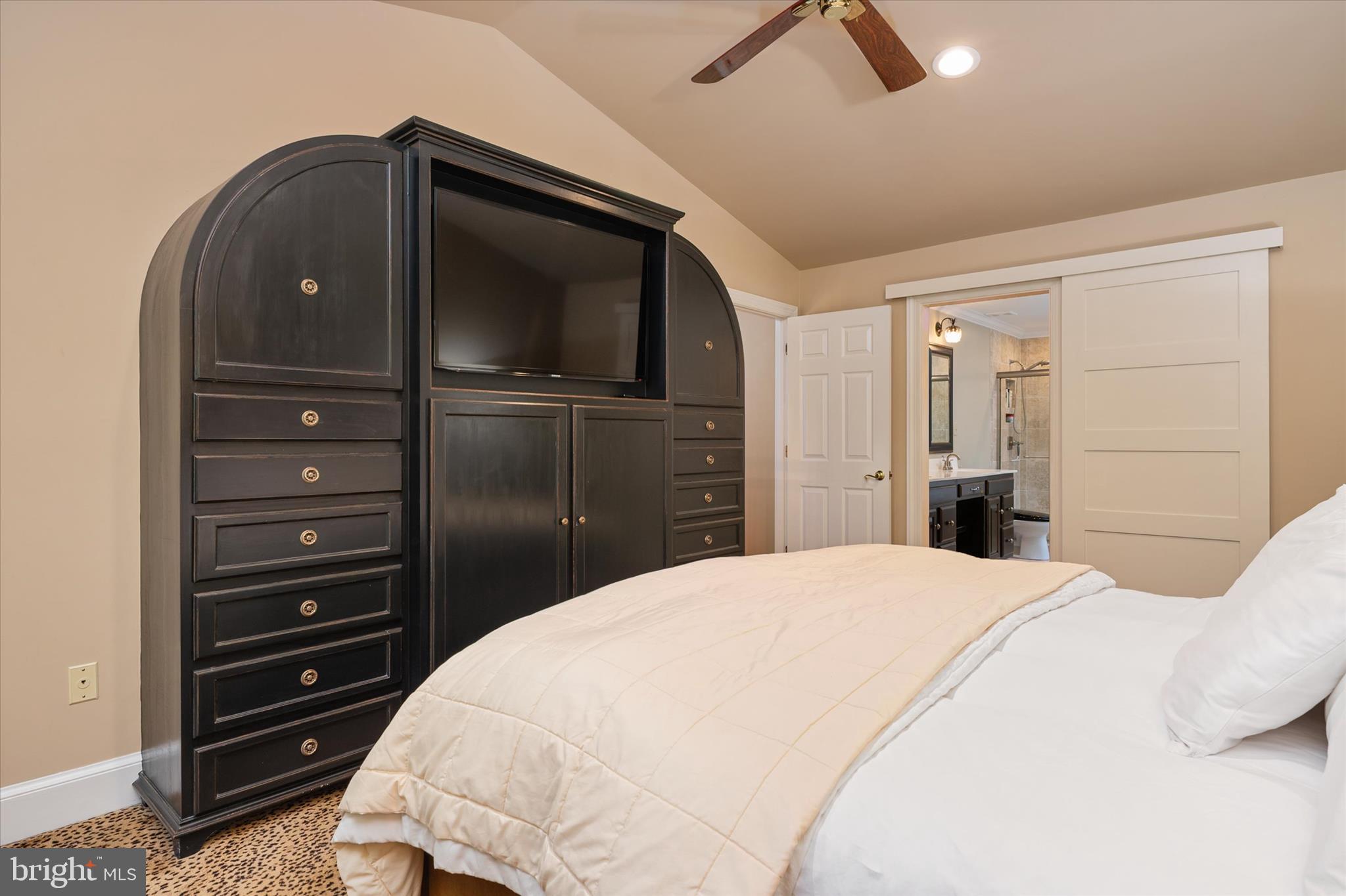 TIMBERLAWN - Residential