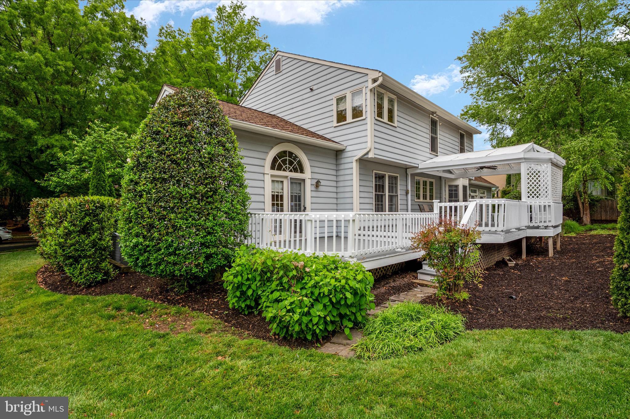 TIMBERLAWN - Residential