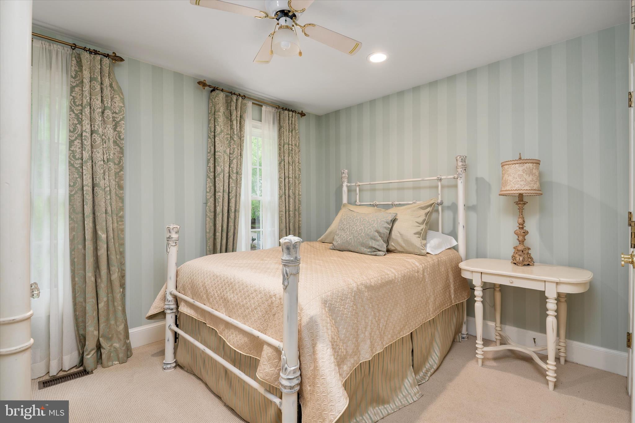 TIMBERLAWN - Residential