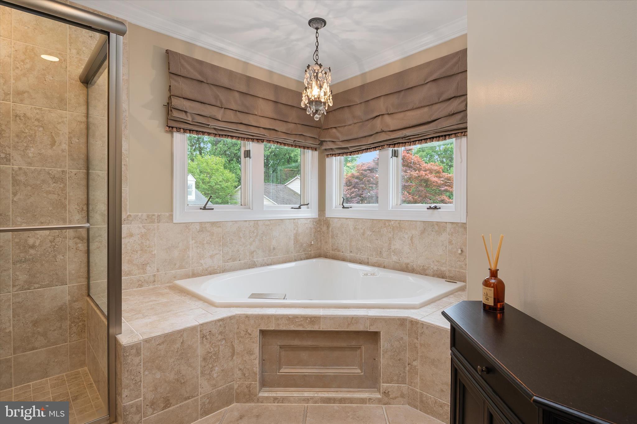 TIMBERLAWN - Residential