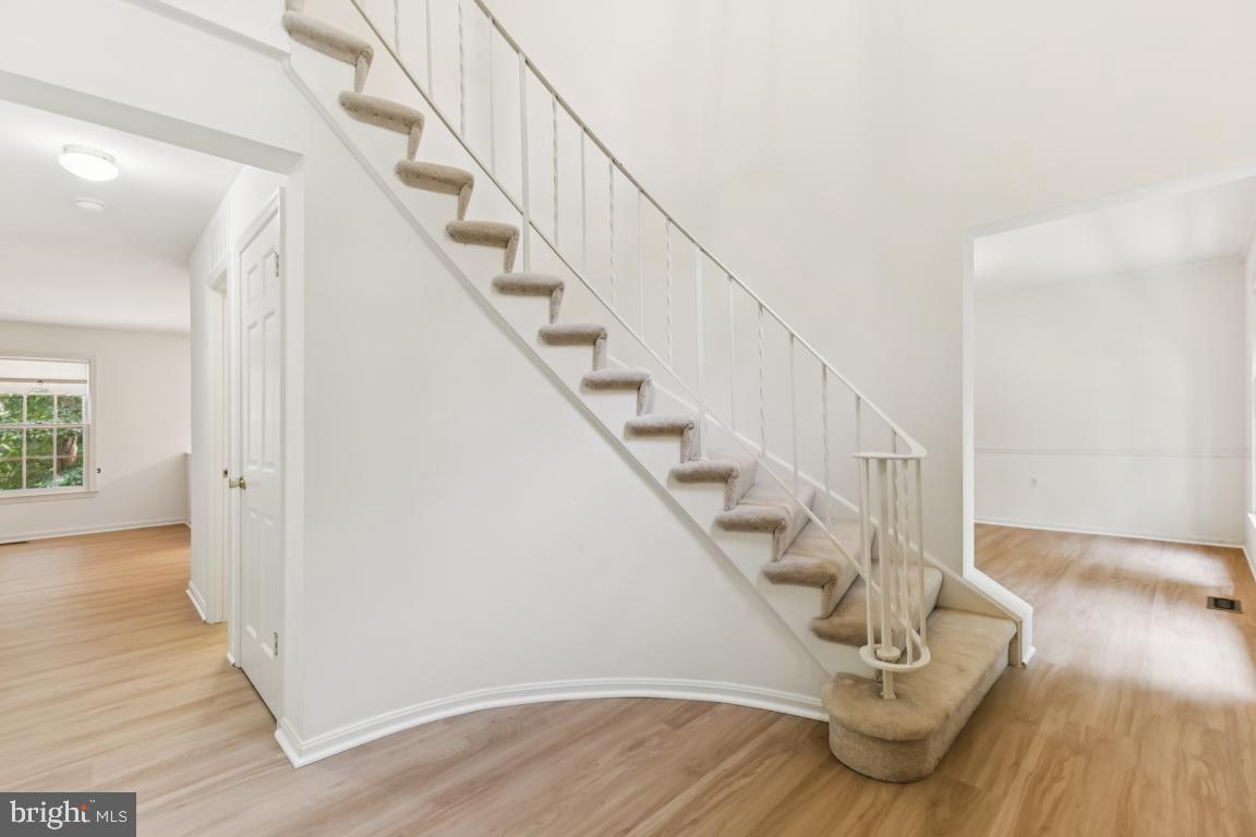 2929 LEEFIELD DRIVE