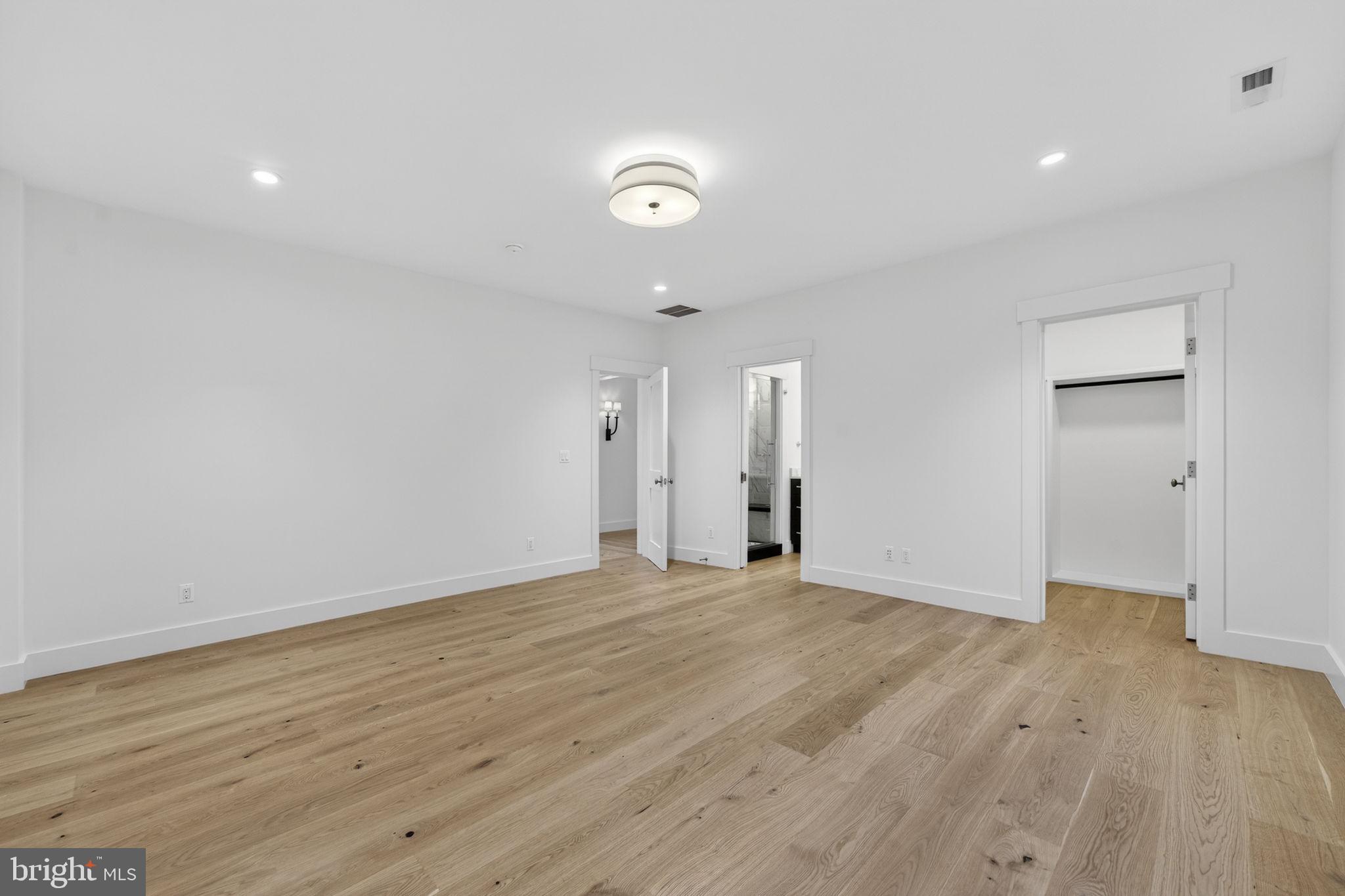 RESIDENCES AT SALAMANDER - Residential