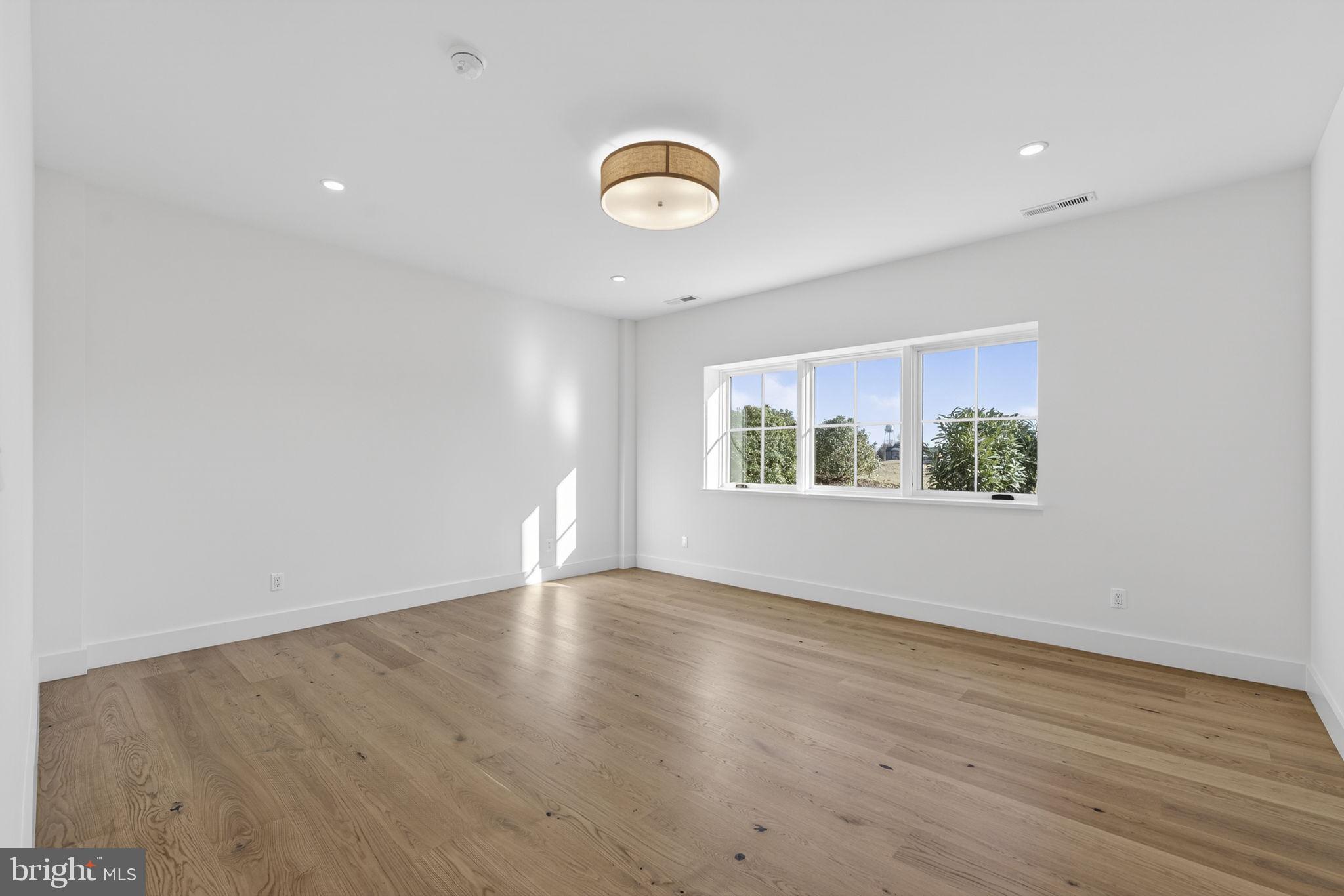 RESIDENCES AT SALAMANDER - Residential