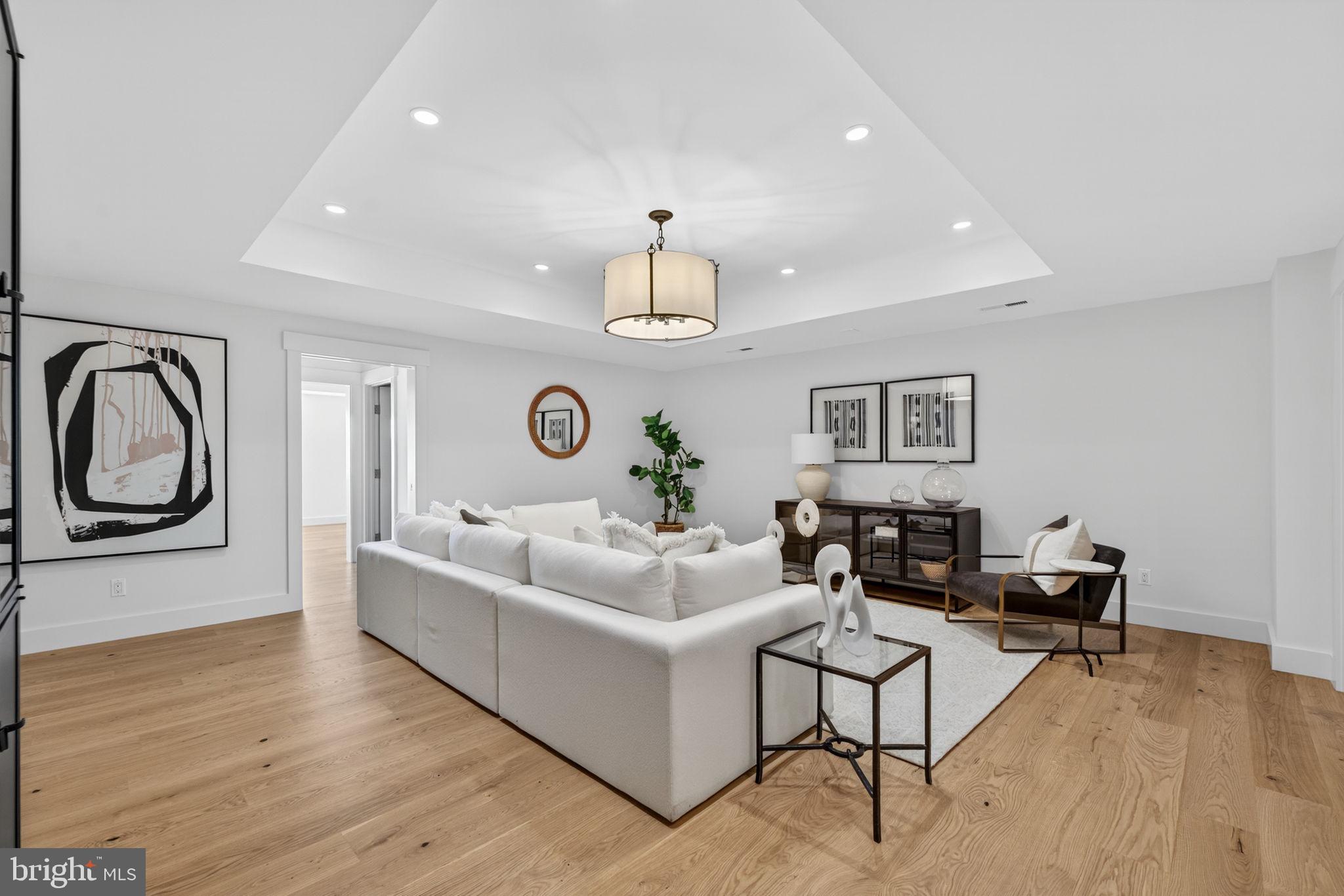 RESIDENCES AT SALAMANDER - Residential