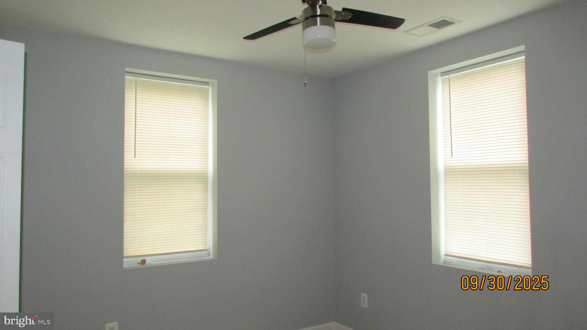 RIVERDALE - Residential