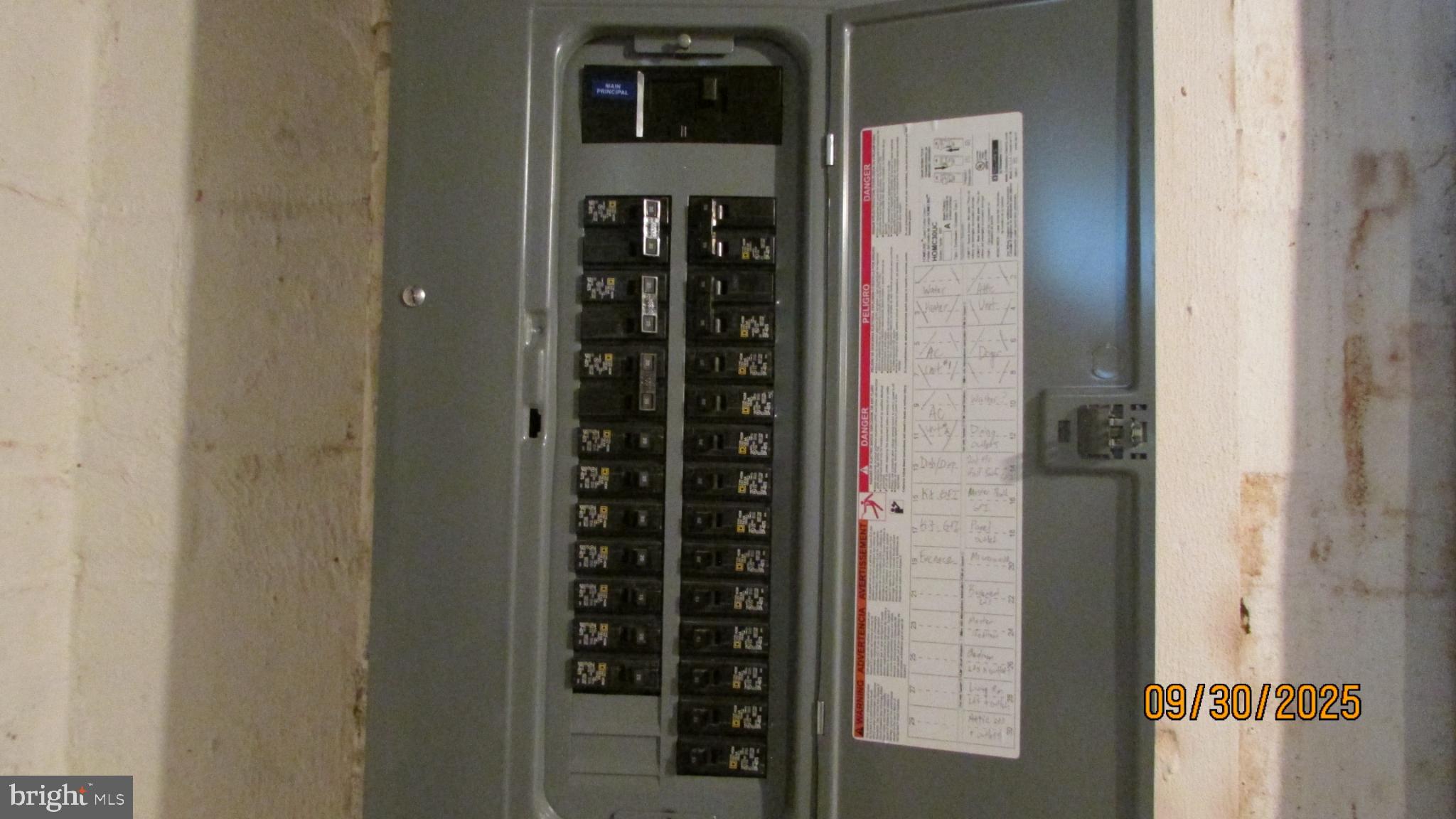 RIVERDALE - Residential