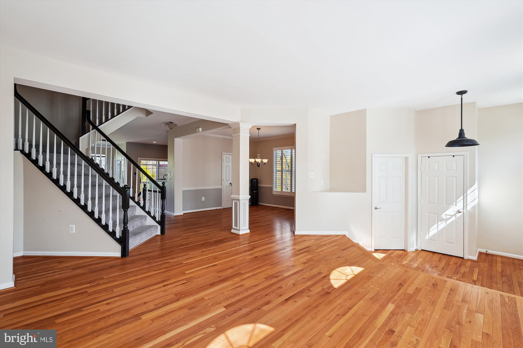 GREAT FALLS CHASE - Residential