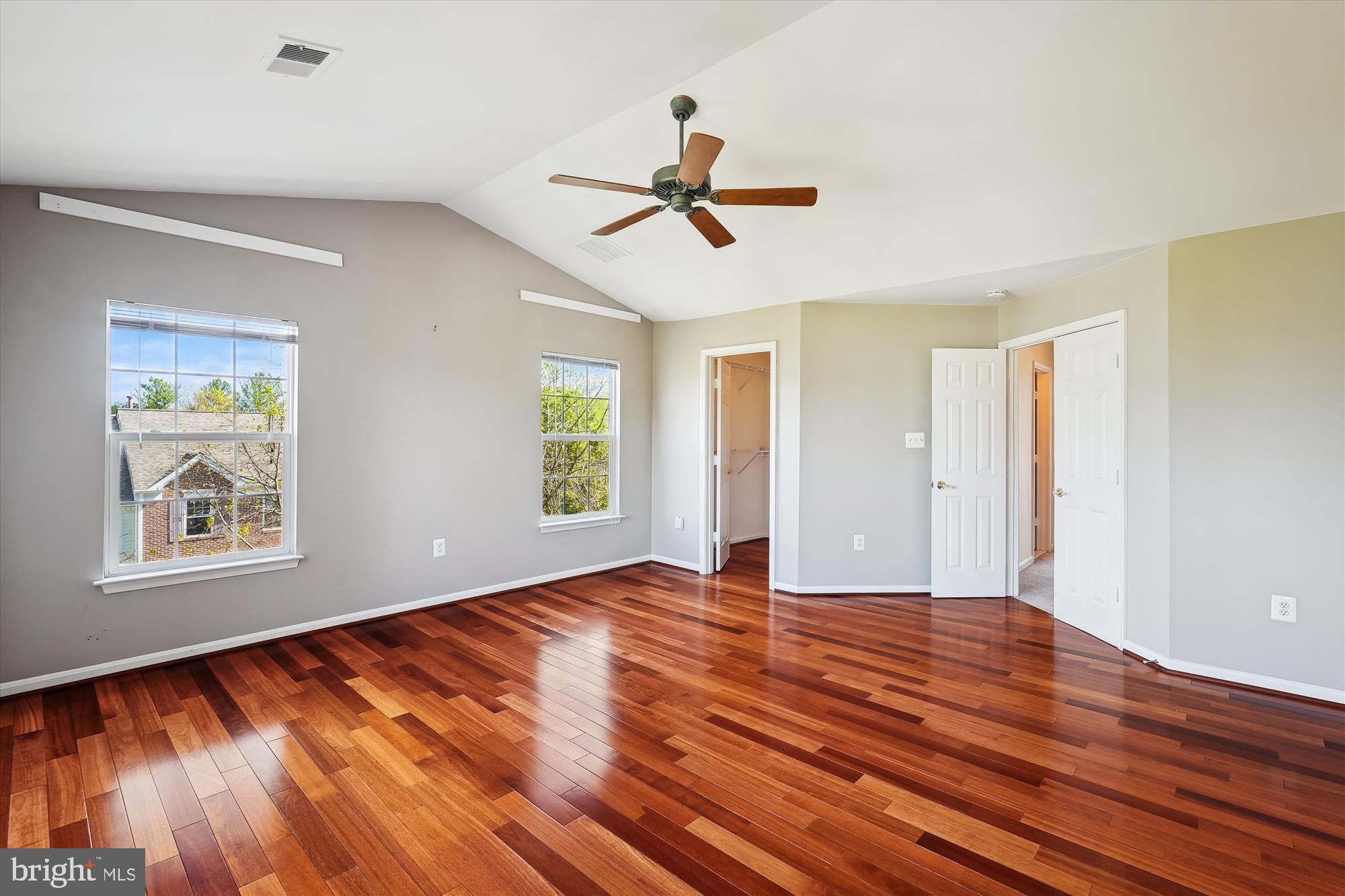 GREAT FALLS CHASE - Residential