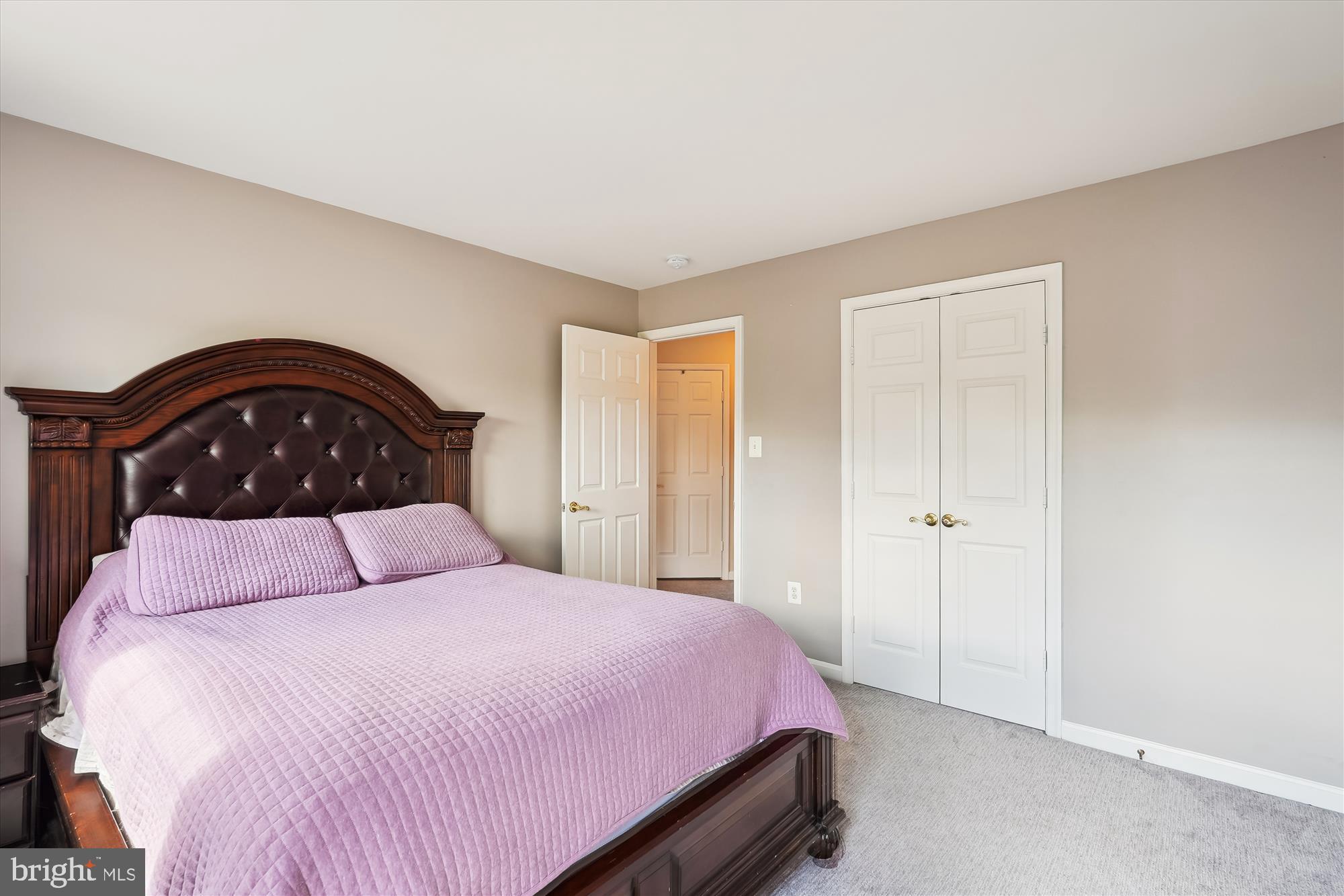 GREAT FALLS CHASE - Residential