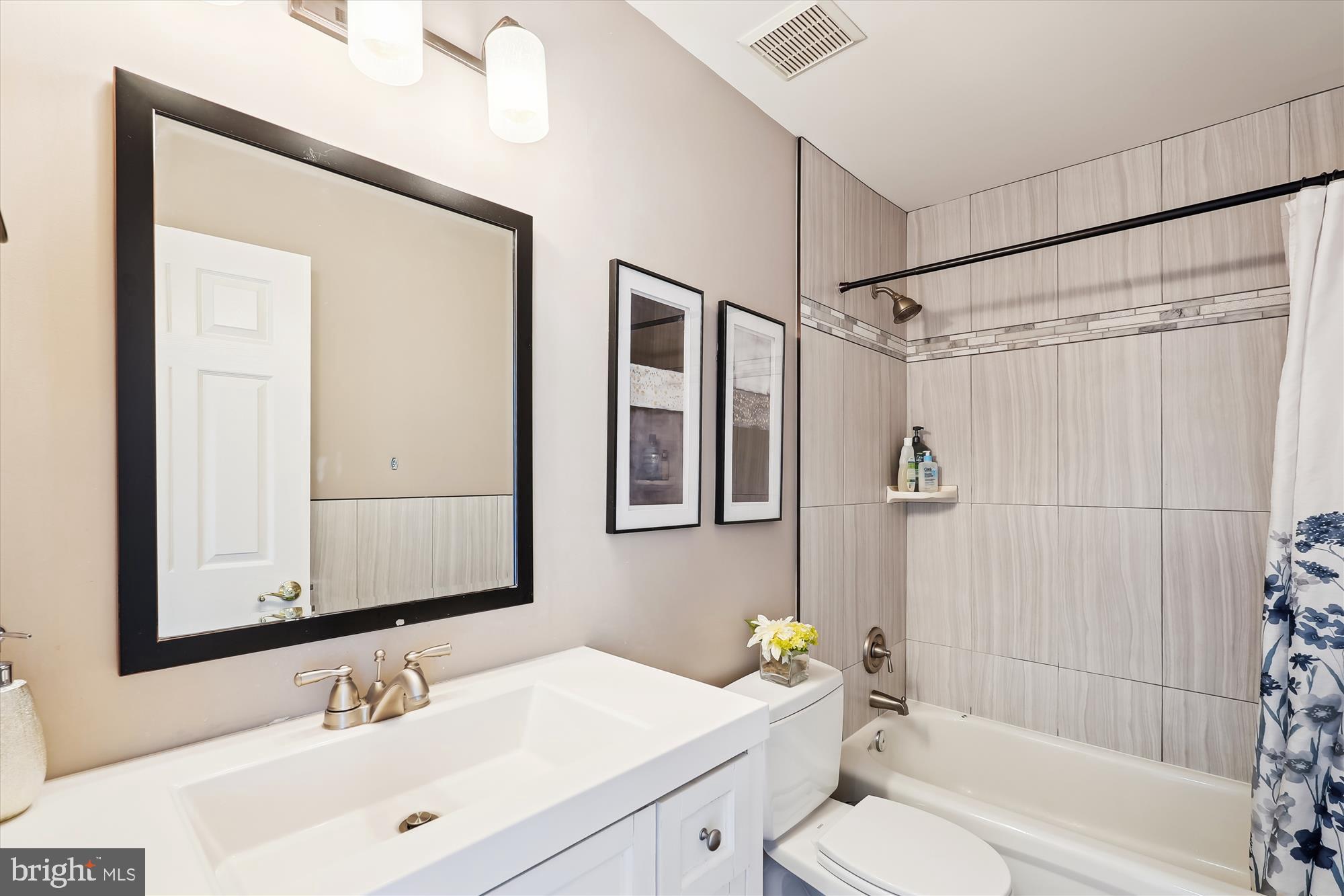 GREAT FALLS CHASE - Residential