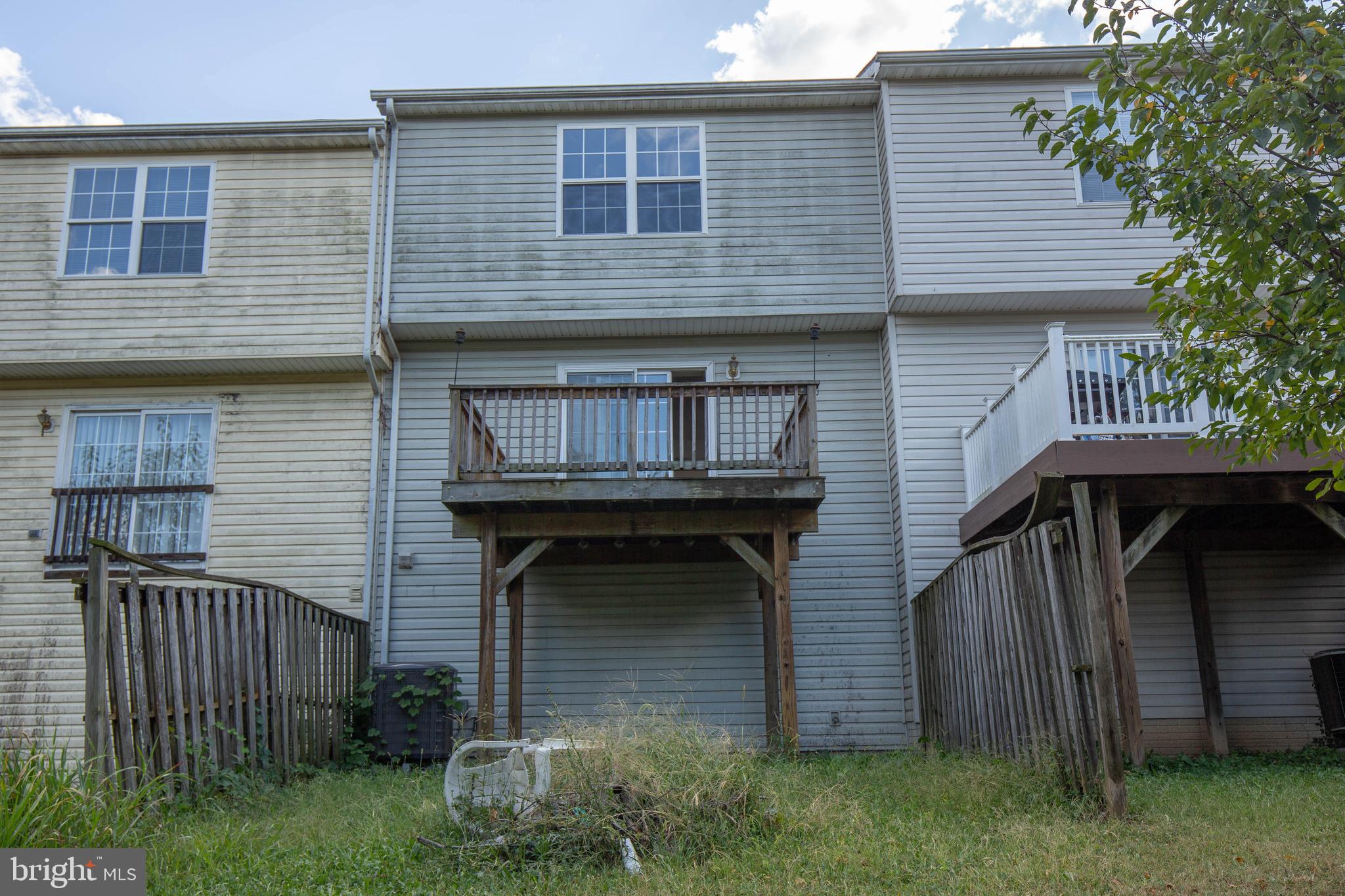 MILLS FARM - Residential Lease