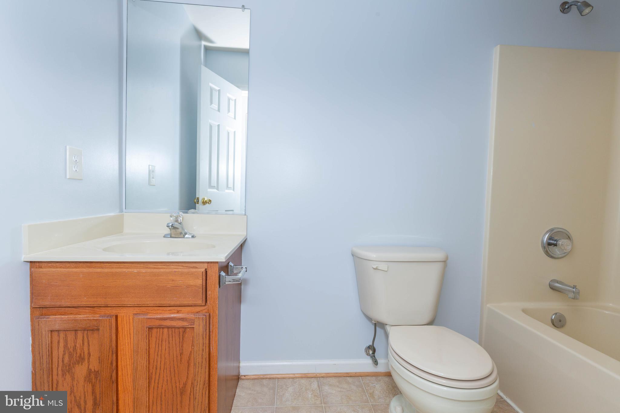 MILLS FARM - Residential Lease