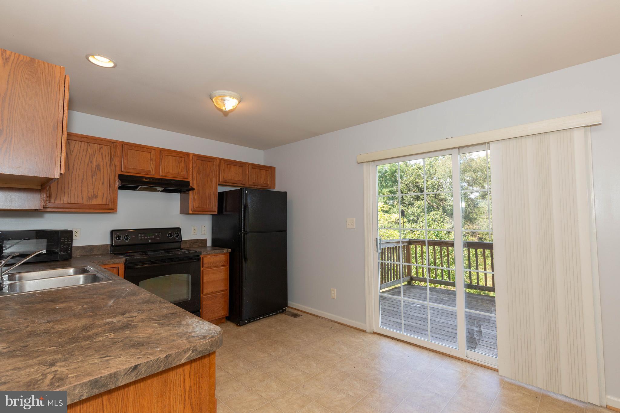 MILLS FARM - Residential Lease