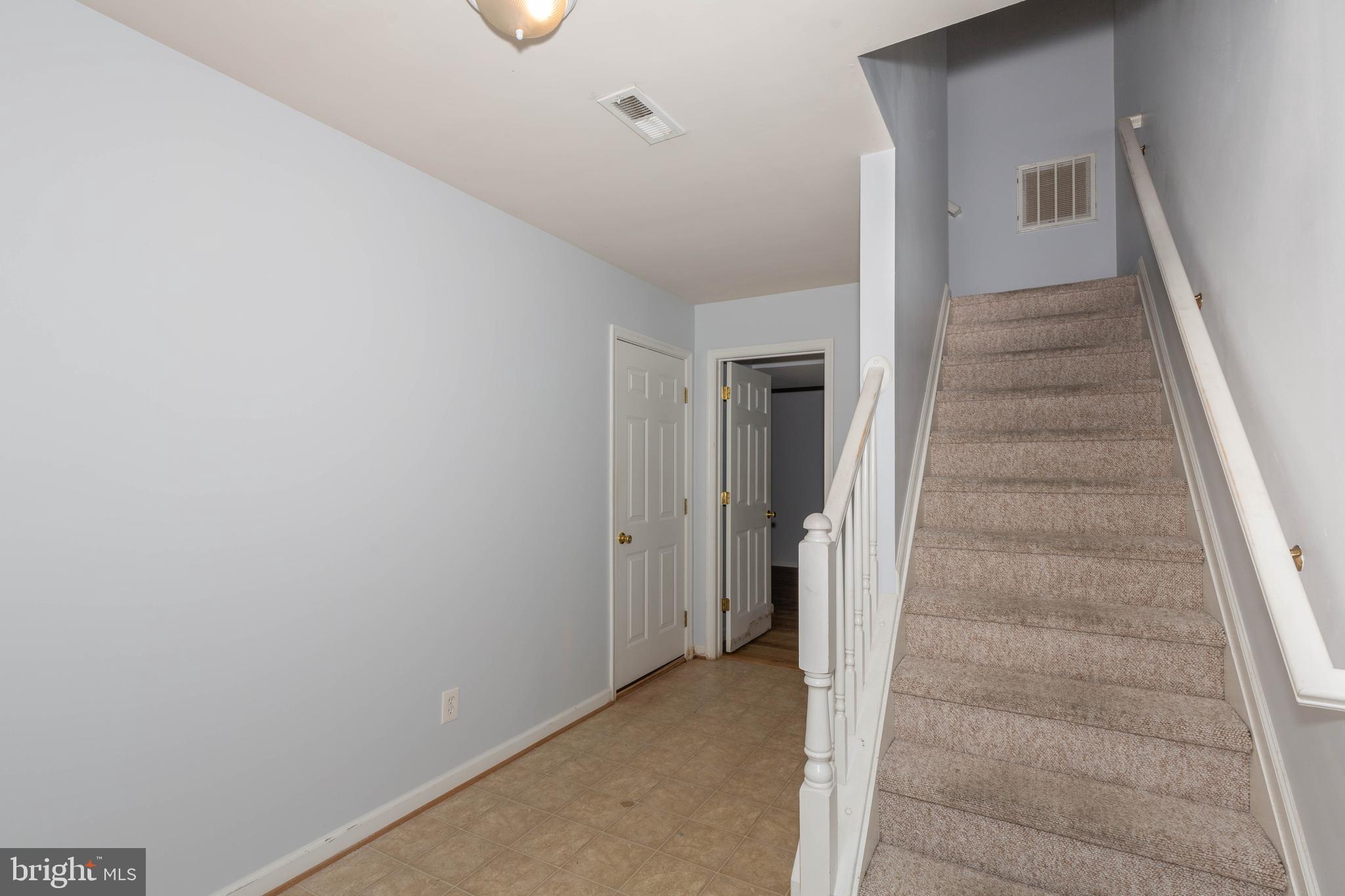 MILLS FARM - Residential Lease