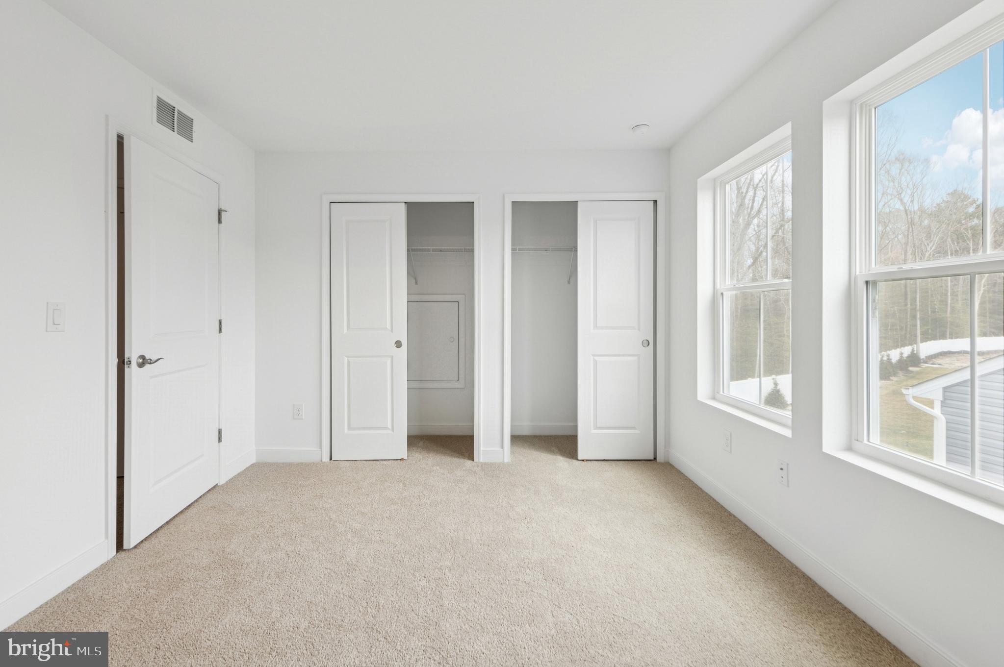 FOUR SEASONS AT KENT ISLAND - Residential