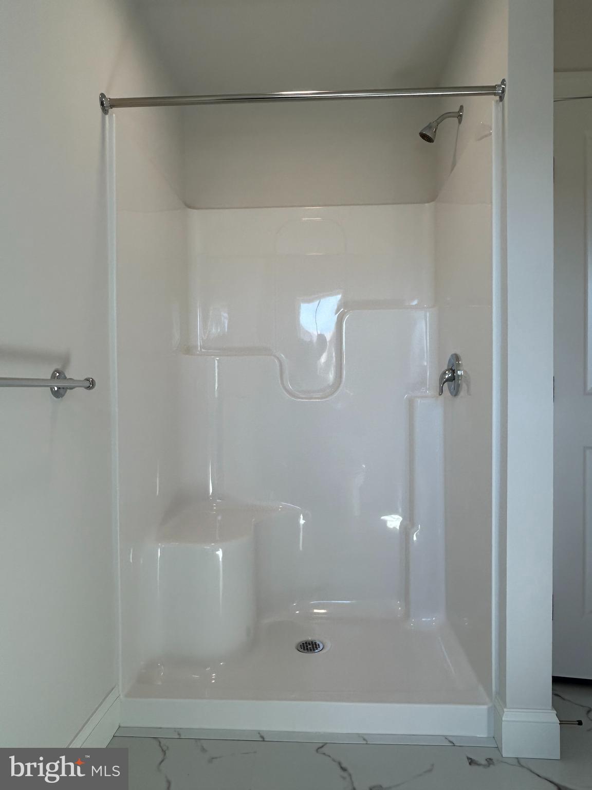 WOODLAND HILLS - Residential