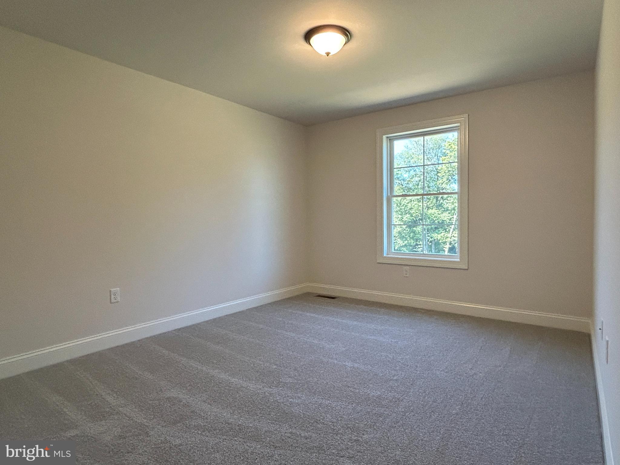 WOODLAND HILLS - Residential