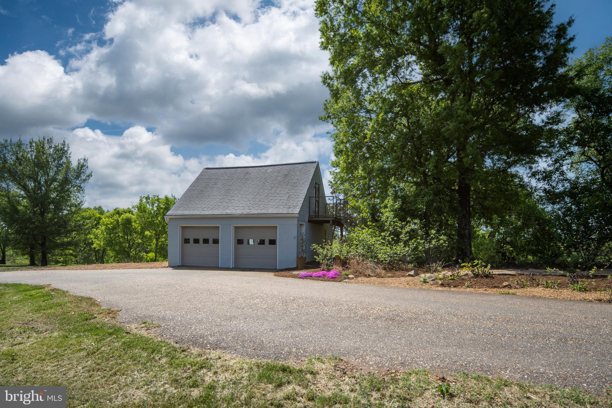 UNION RIDGE - Farm