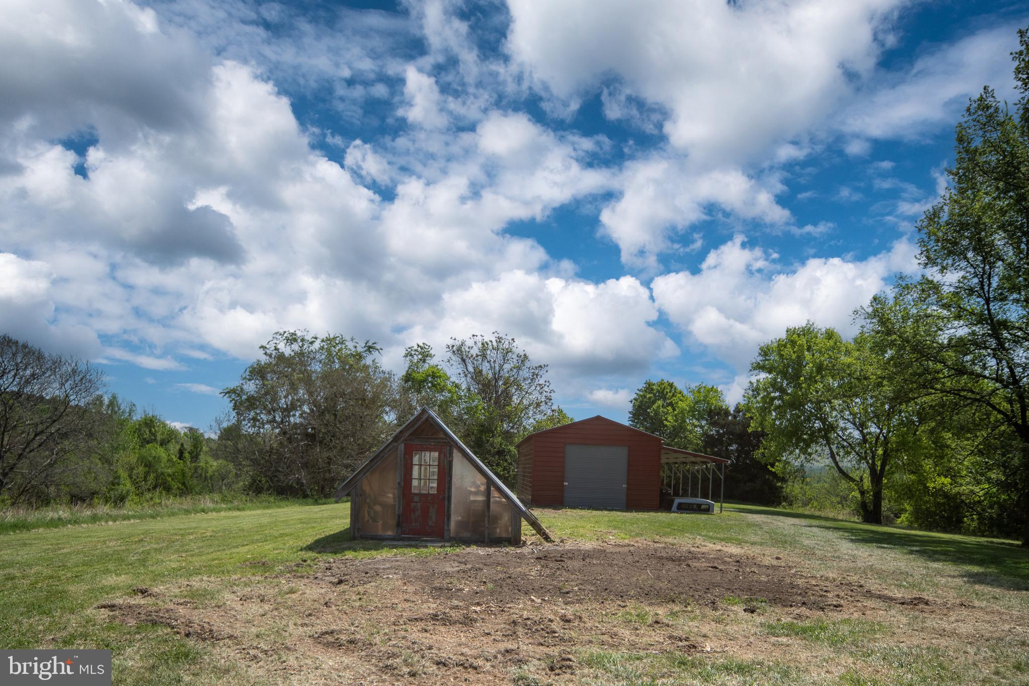 UNION RIDGE - Farm