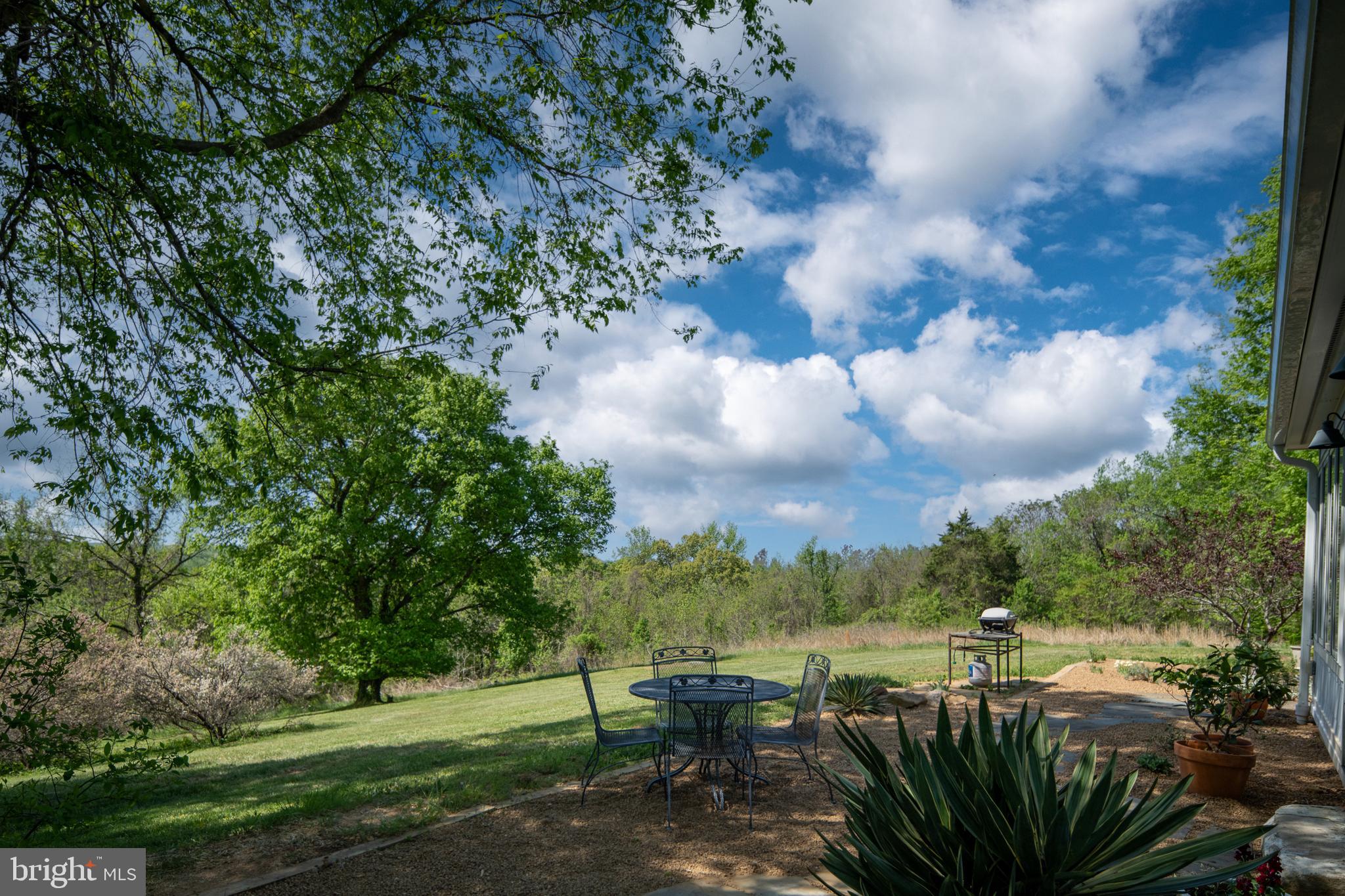 UNION RIDGE - Farm