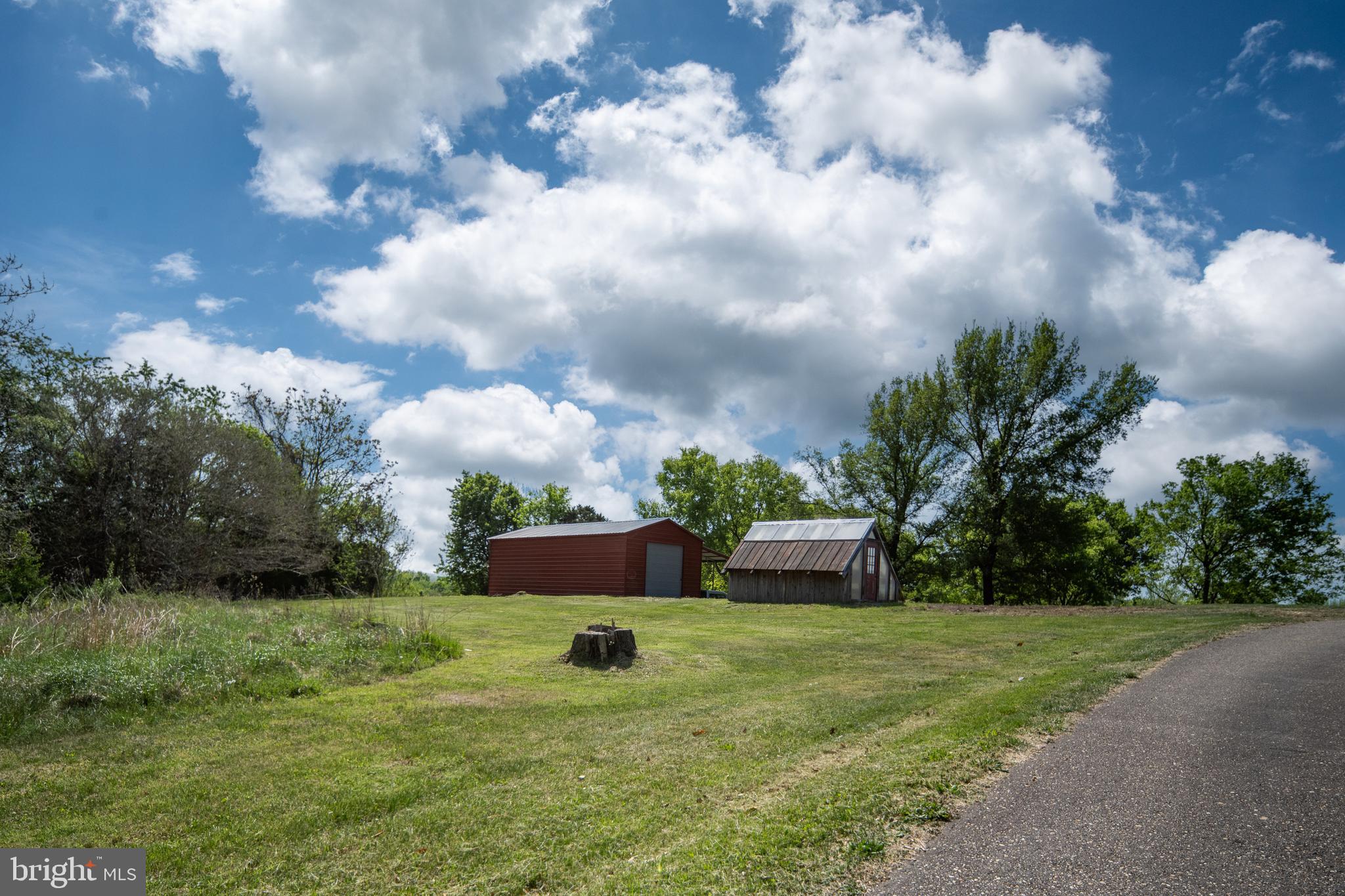 UNION RIDGE - Farm