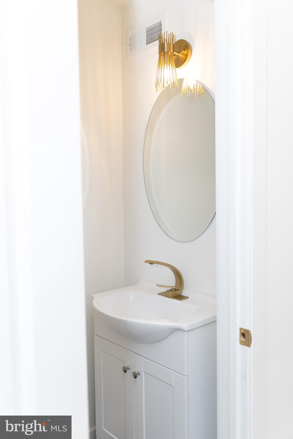 PHILADELPHIA - Residential