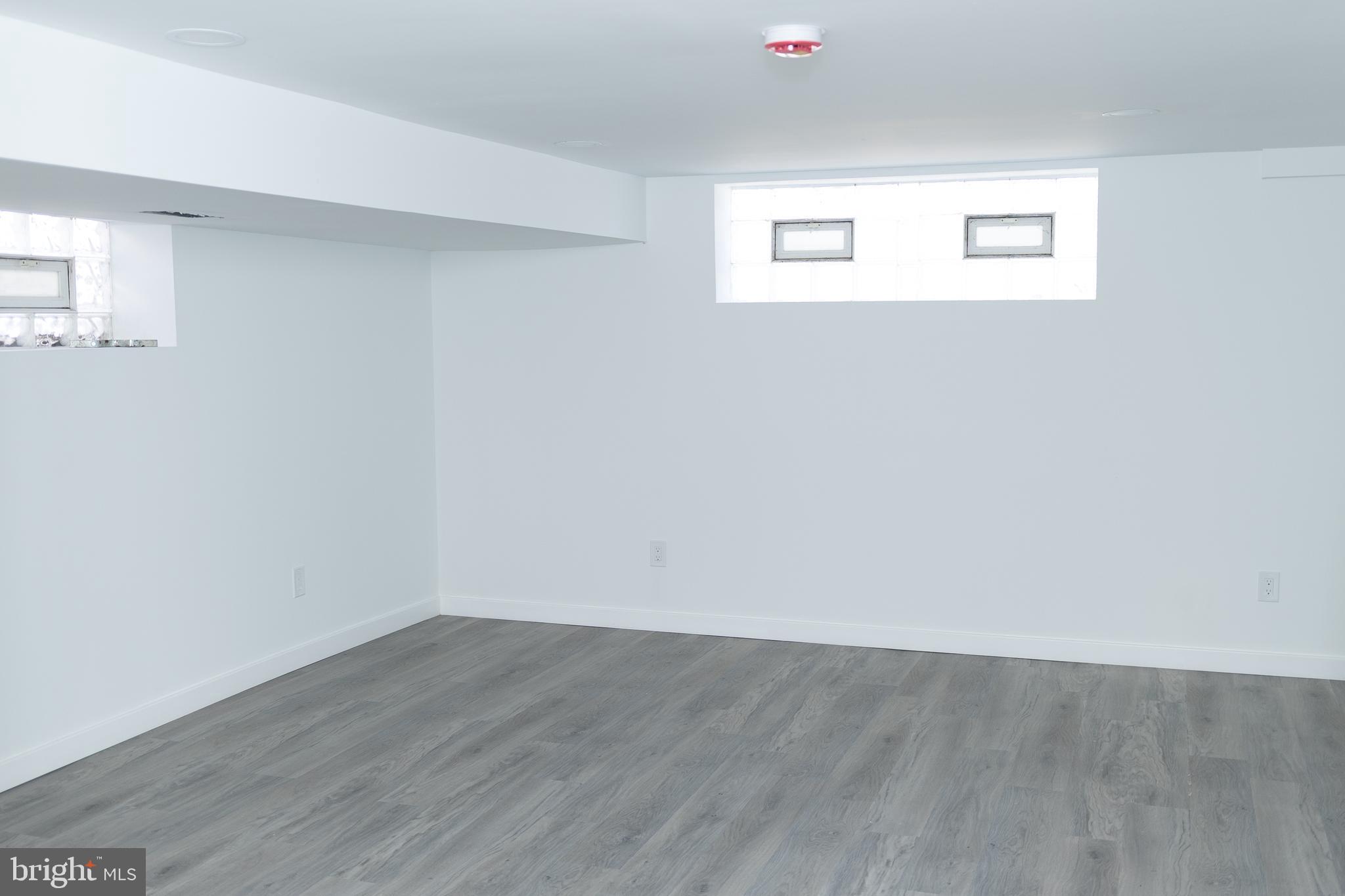 PHILADELPHIA - Residential