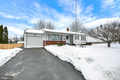 300 Northview Avenue, Telford, PA 18969 - MLS#: PAMC2166660