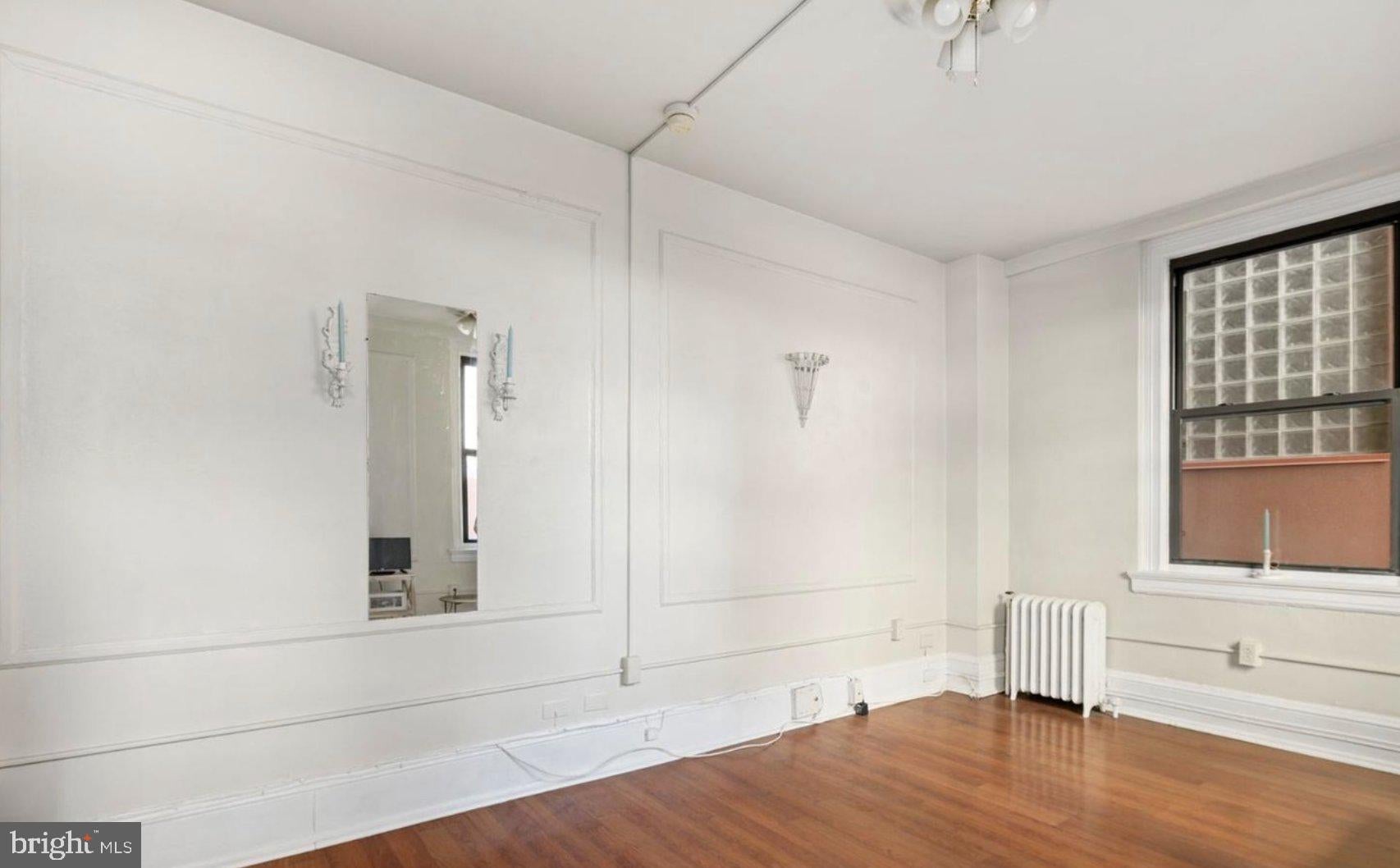 1324 LOCUST STREET 619