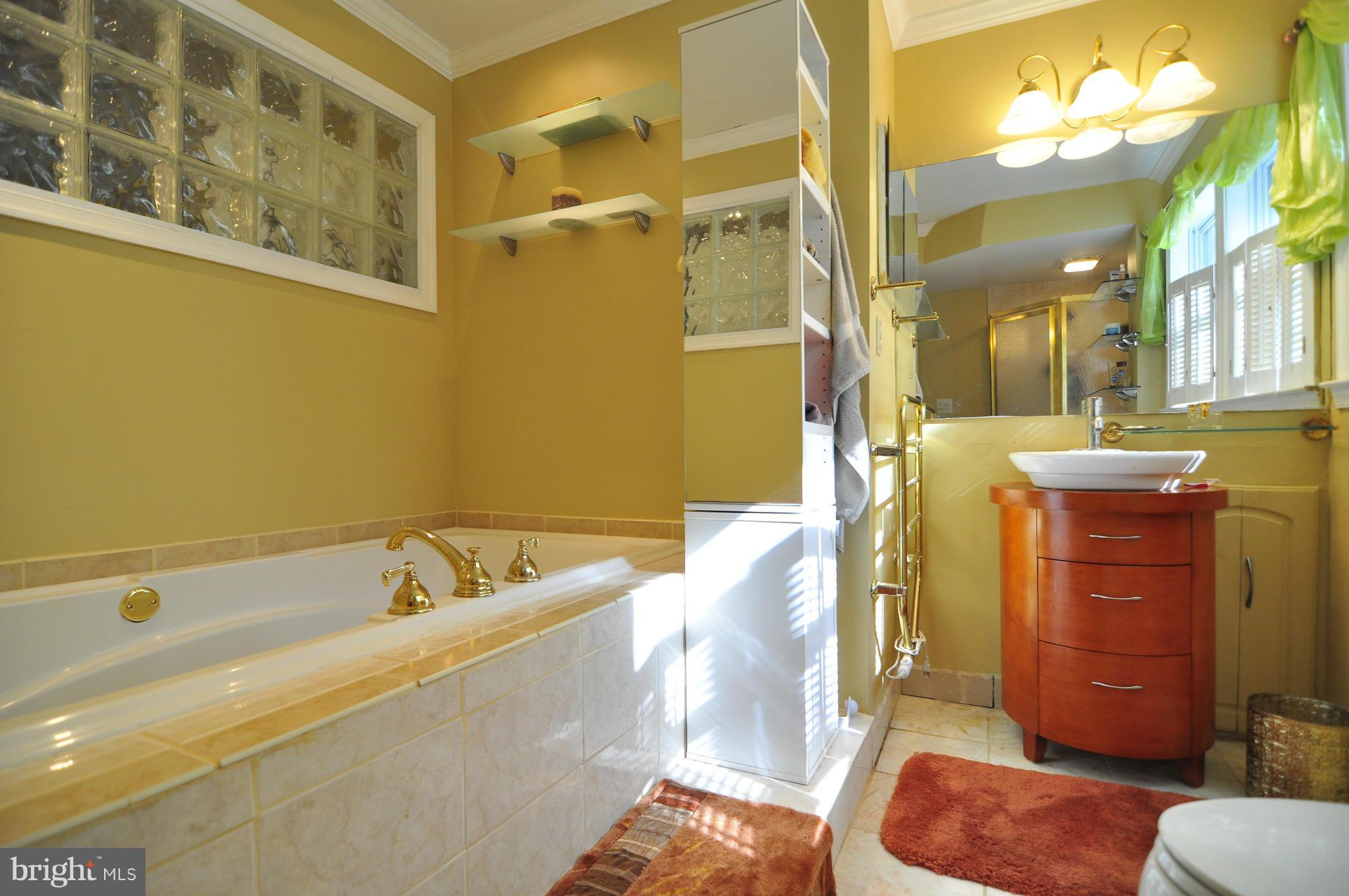 TANTALLON HILLS - Residential