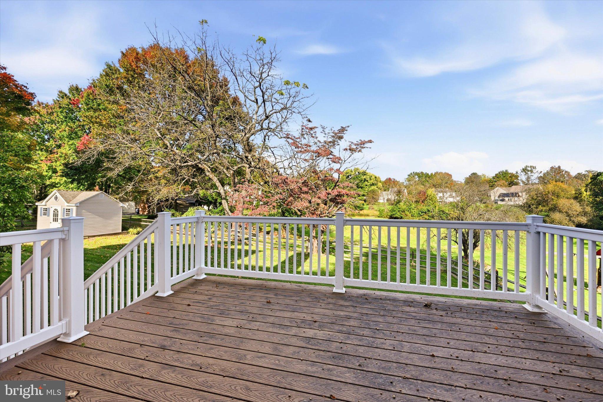 468 CREEKSIDE DRIVE