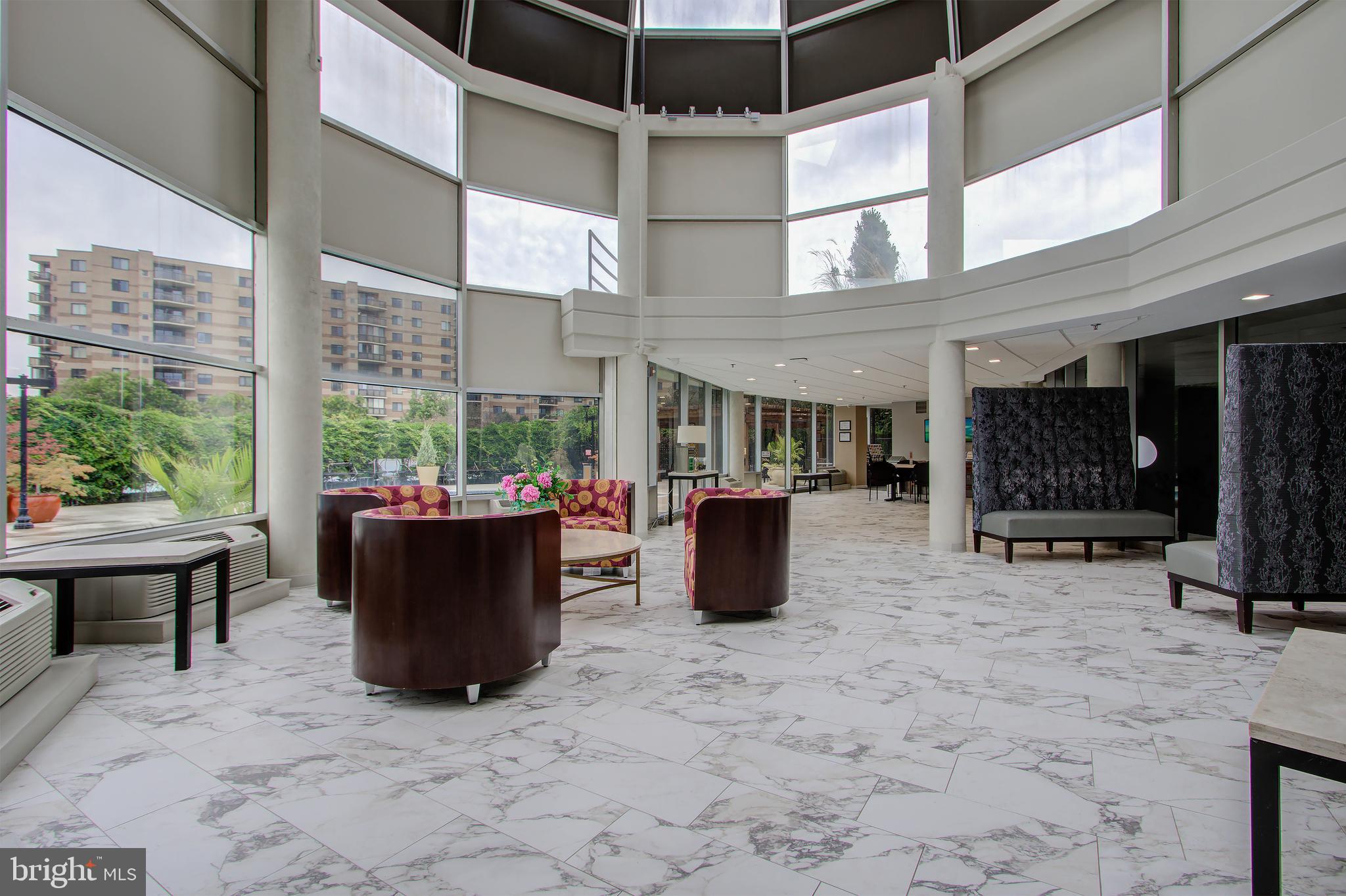 ROTONDA - Residential