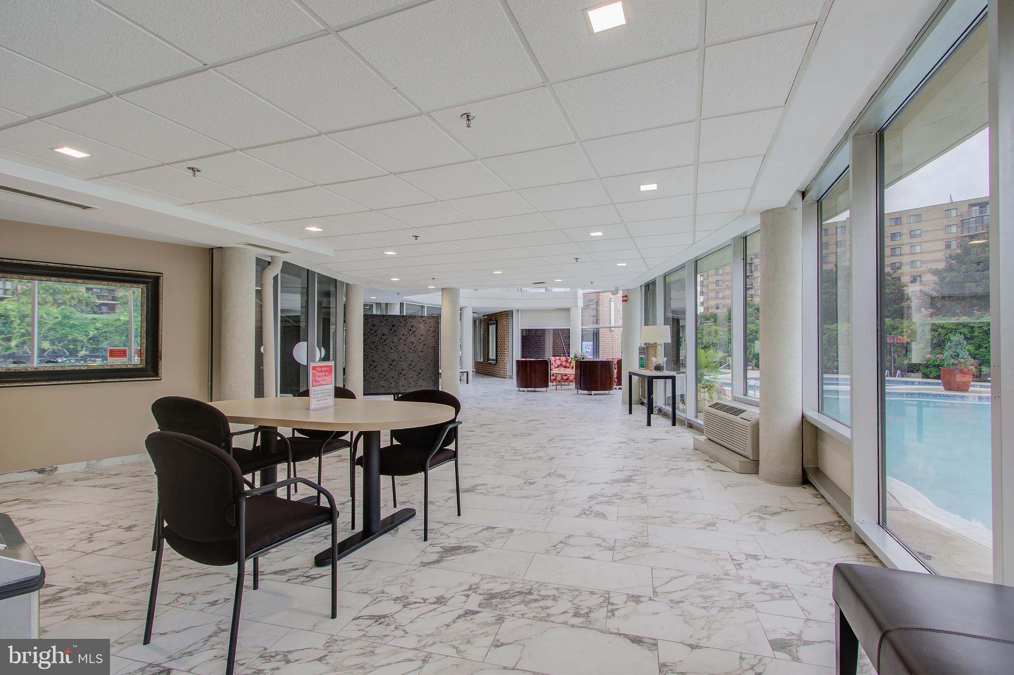 ROTONDA - Residential