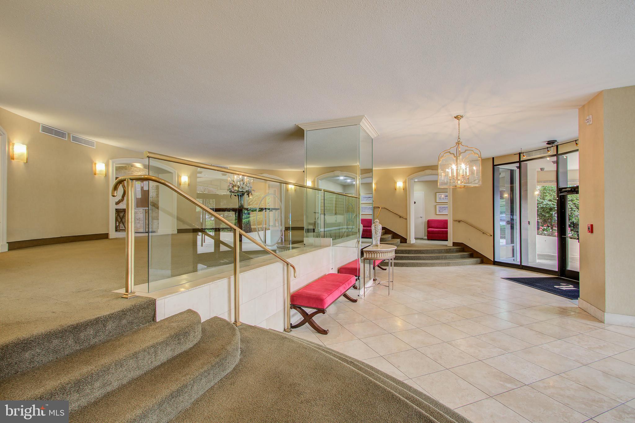 ROTONDA - Residential