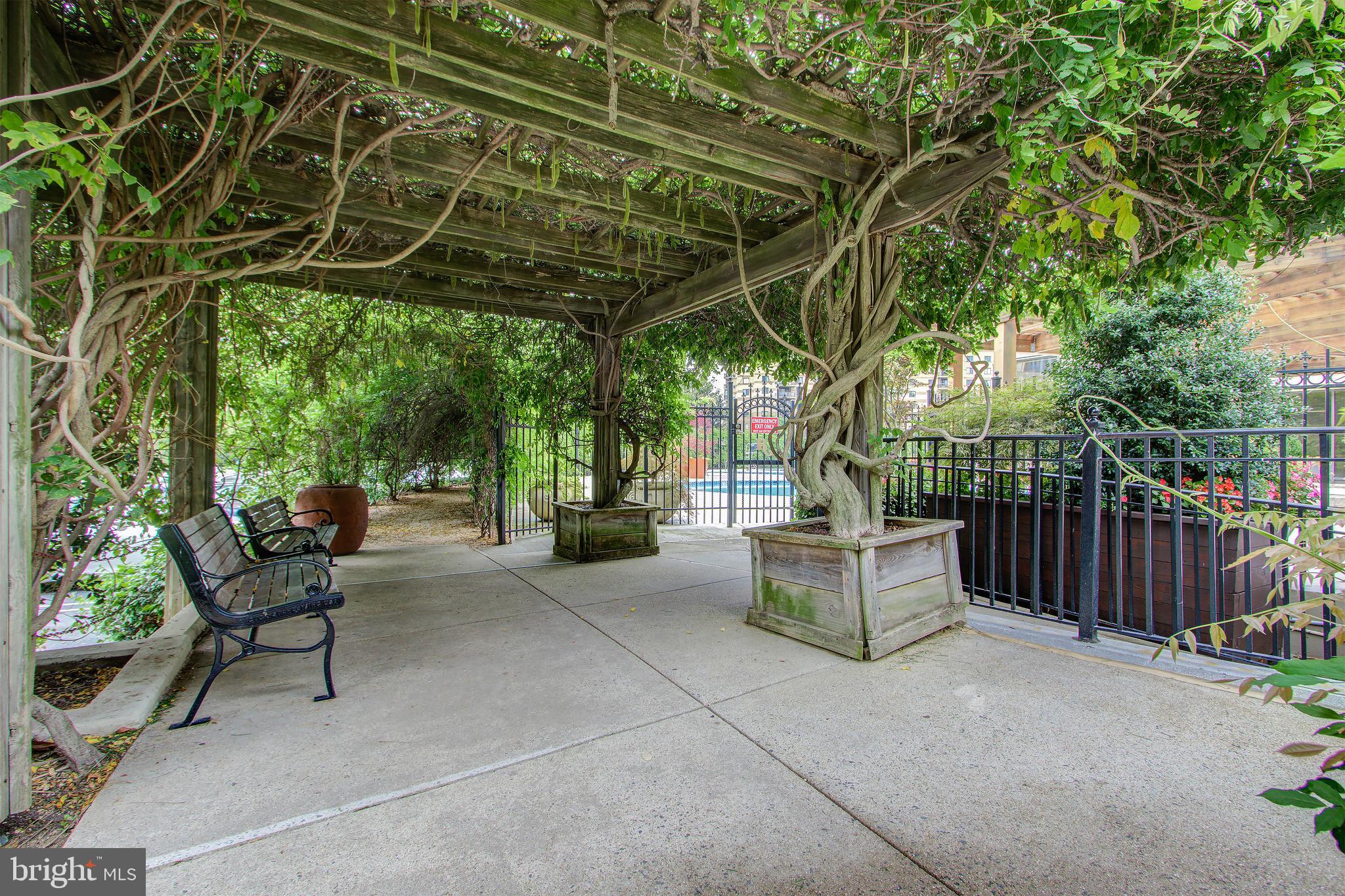 ROTONDA - Residential