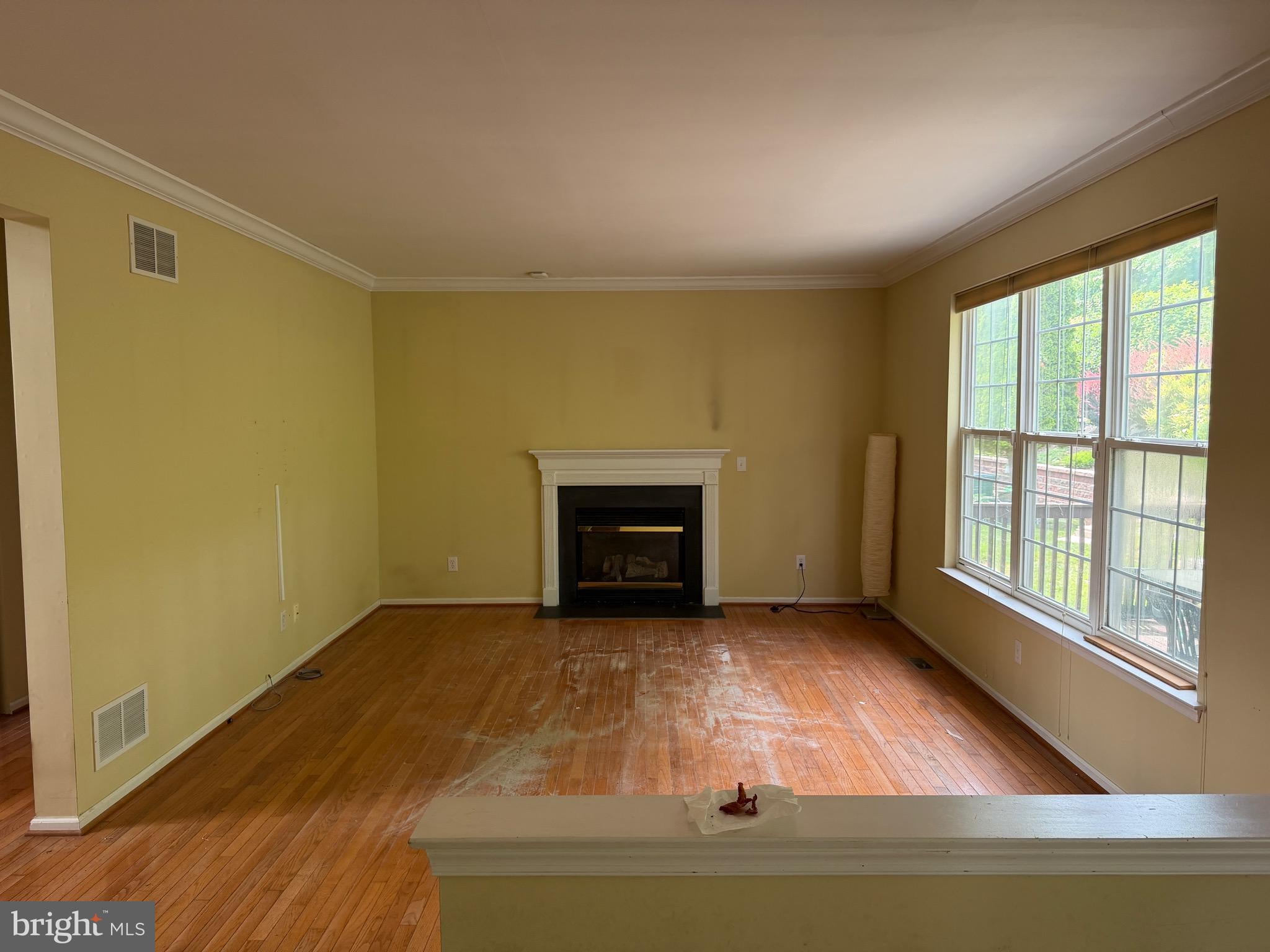 705 CARRIAGE CIRCLE