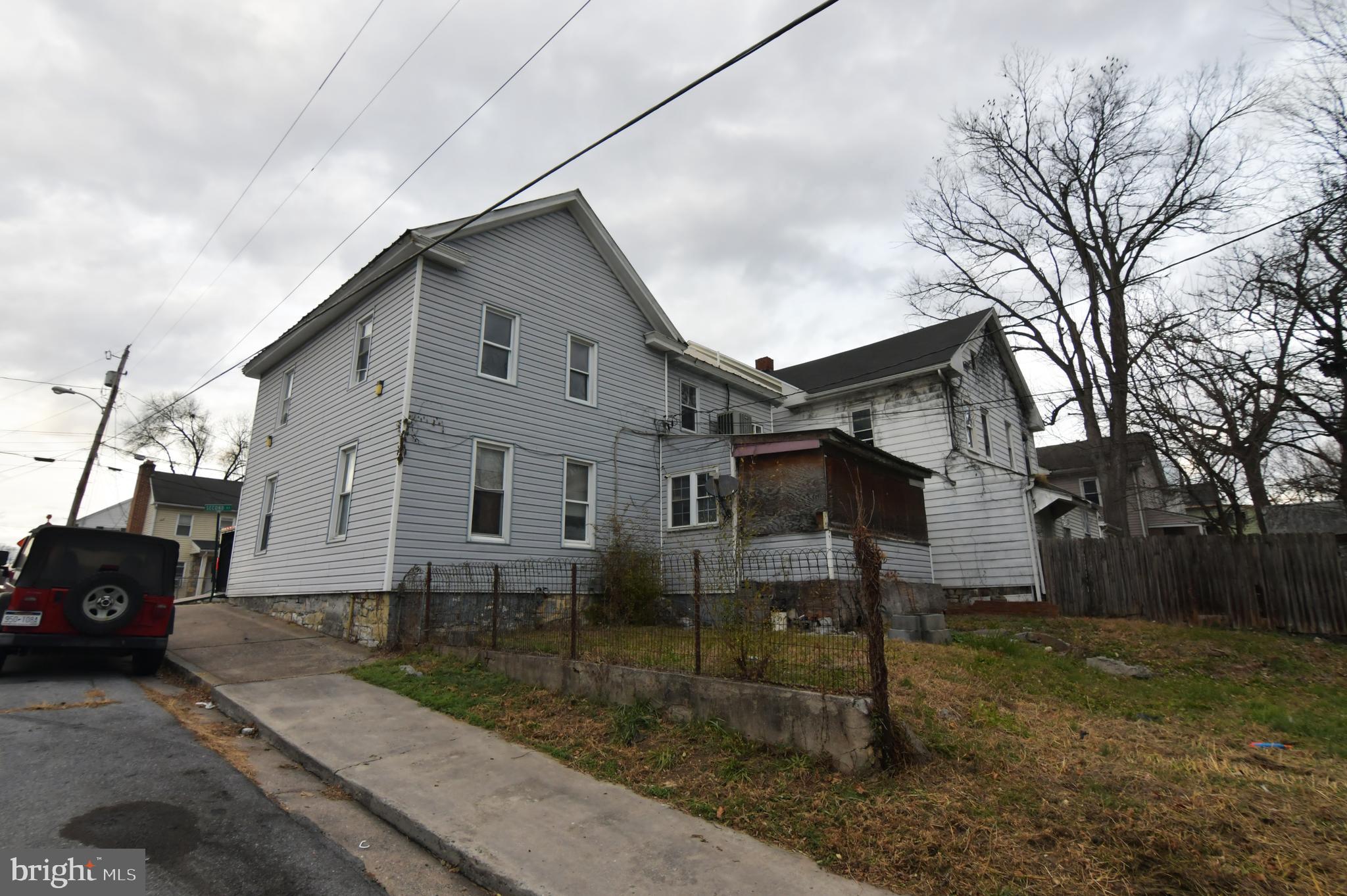 MARTINSBURG CITY - Residential