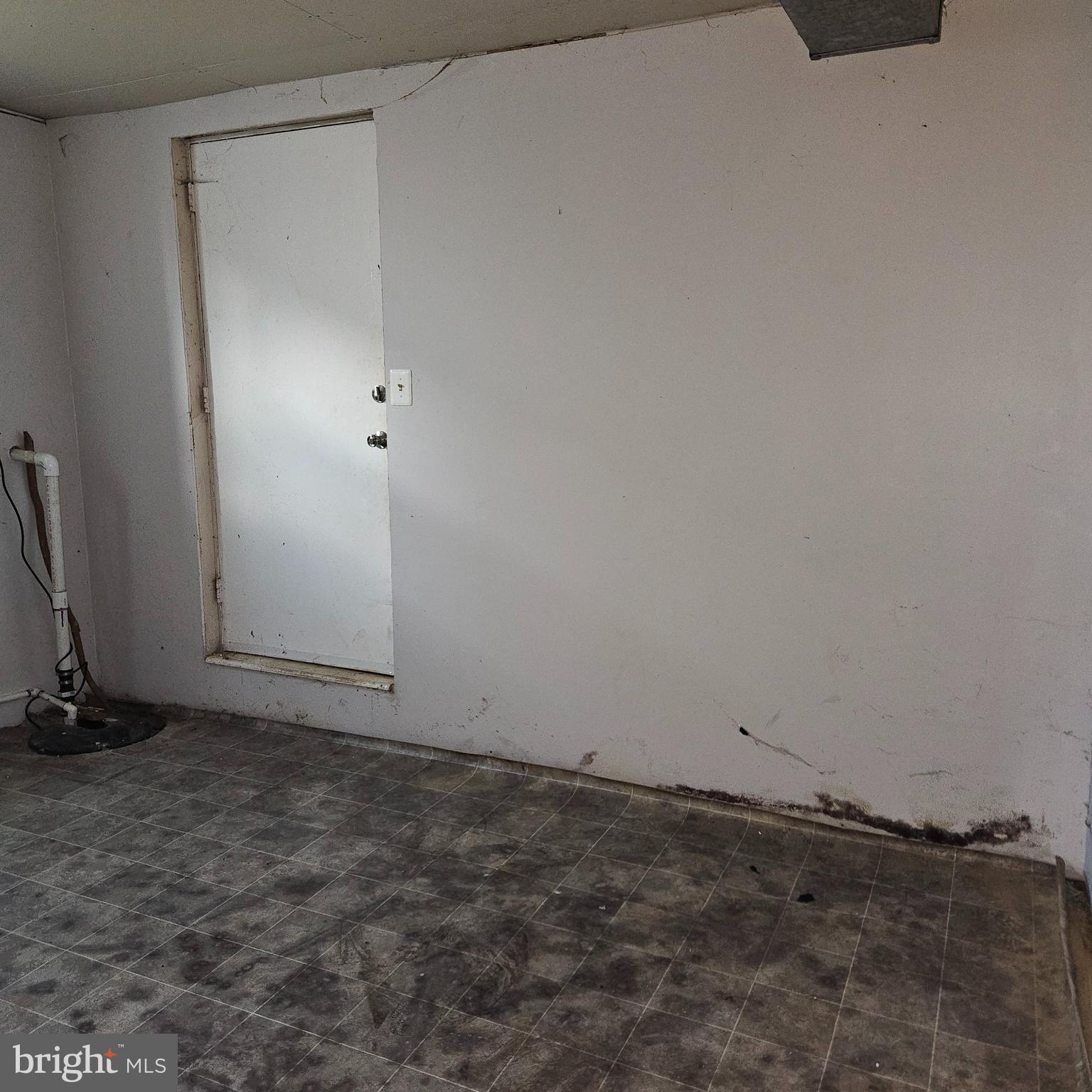 OLIVER BEACH - Residential