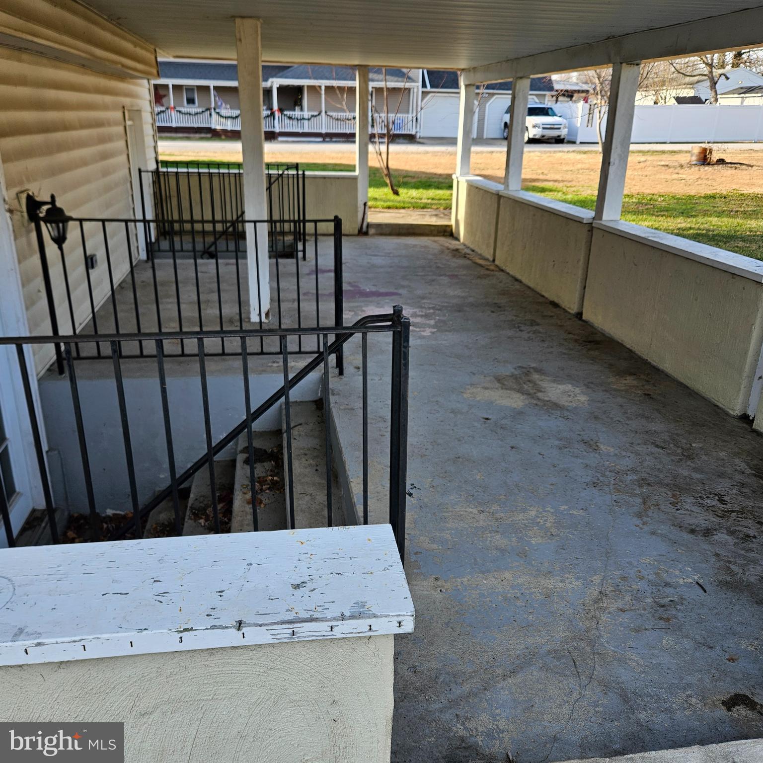 OLIVER BEACH - Residential