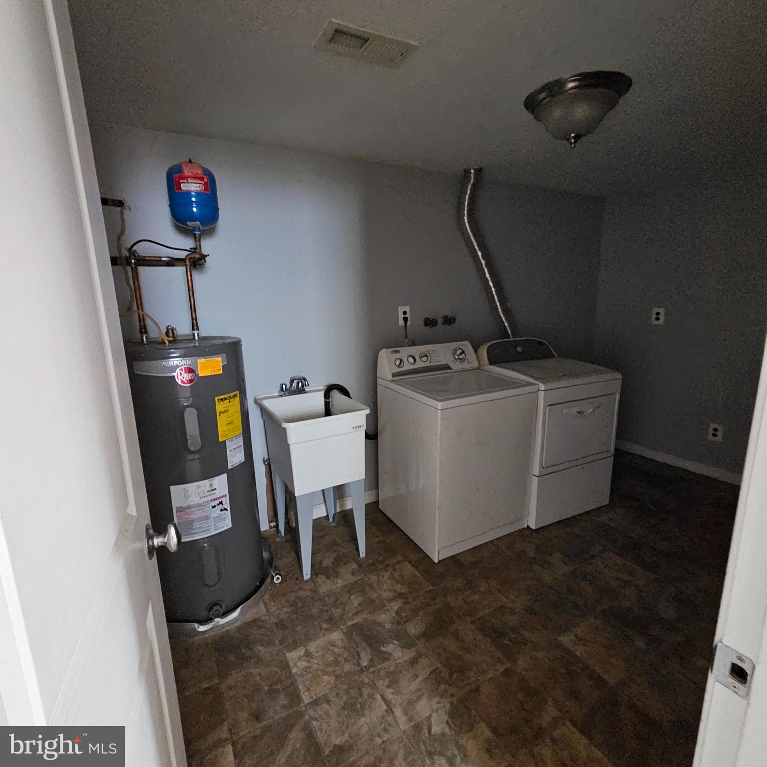 OLIVER BEACH - Residential