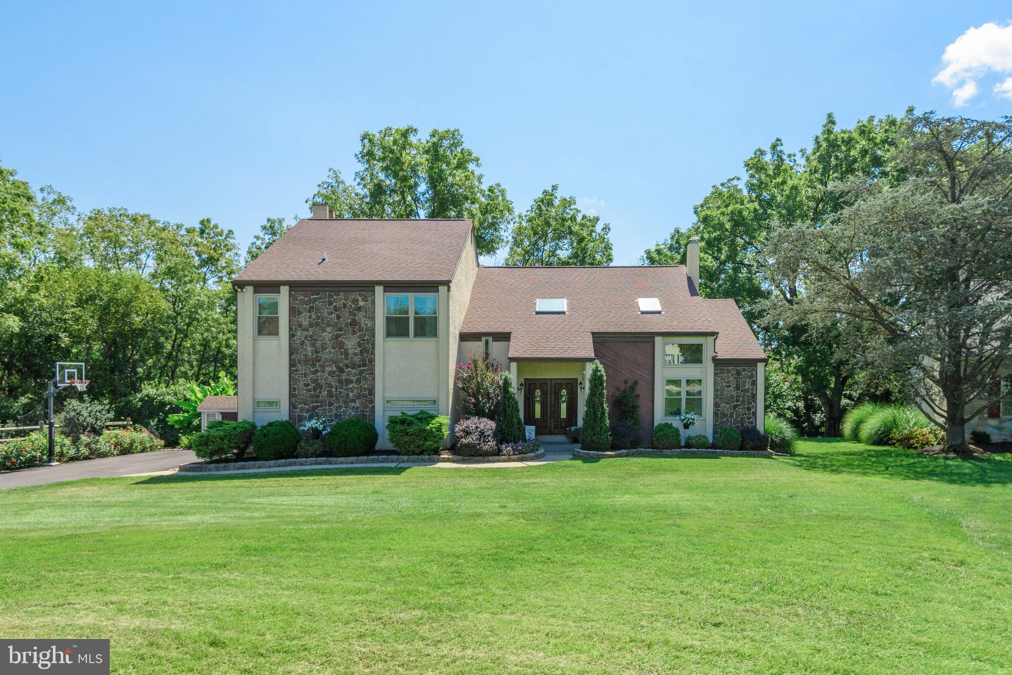 1009 SAGE ROAD