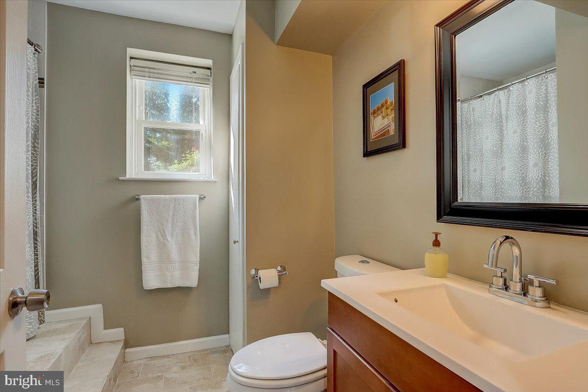 VILLAGE OF NEARBROOK - Residential