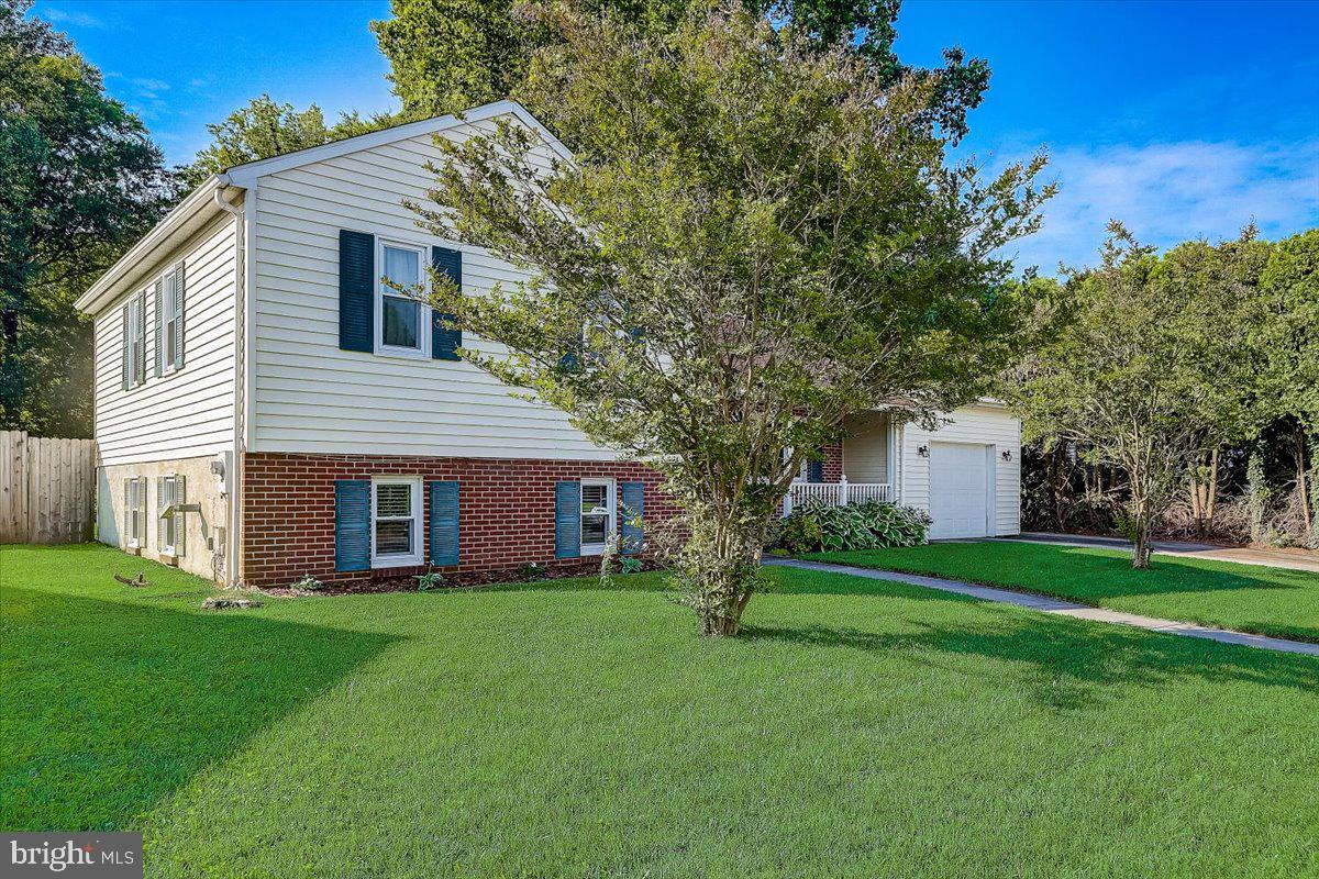 VILLAGE OF NEARBROOK - Residential