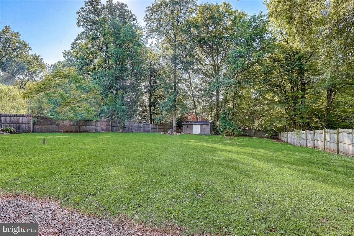 VILLAGE OF NEARBROOK - Residential