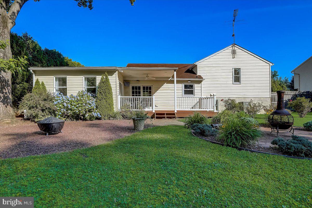 VILLAGE OF NEARBROOK - Residential