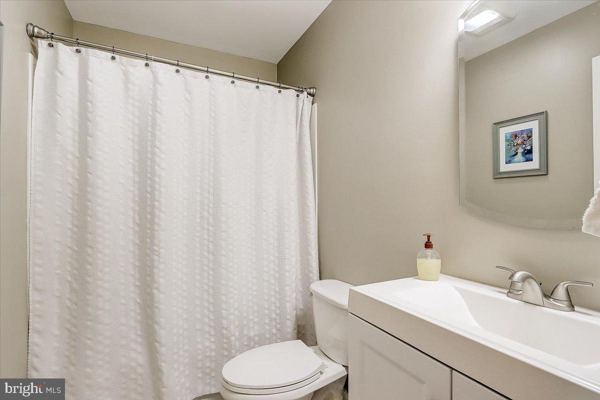 VILLAGE OF NEARBROOK - Residential